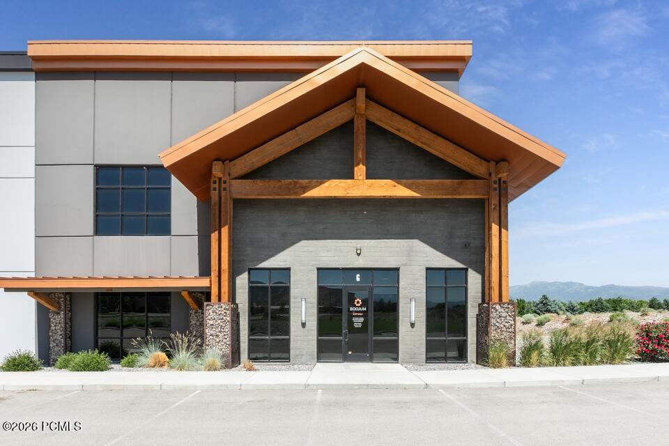 2206 S 3000 Suite C — photo
