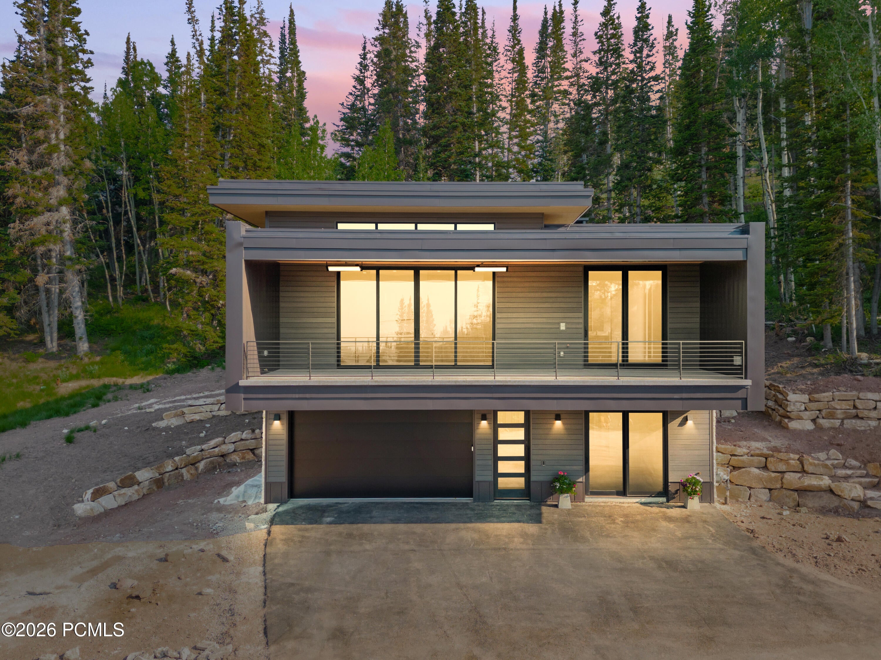 300 White Pine Canyon Road — photo