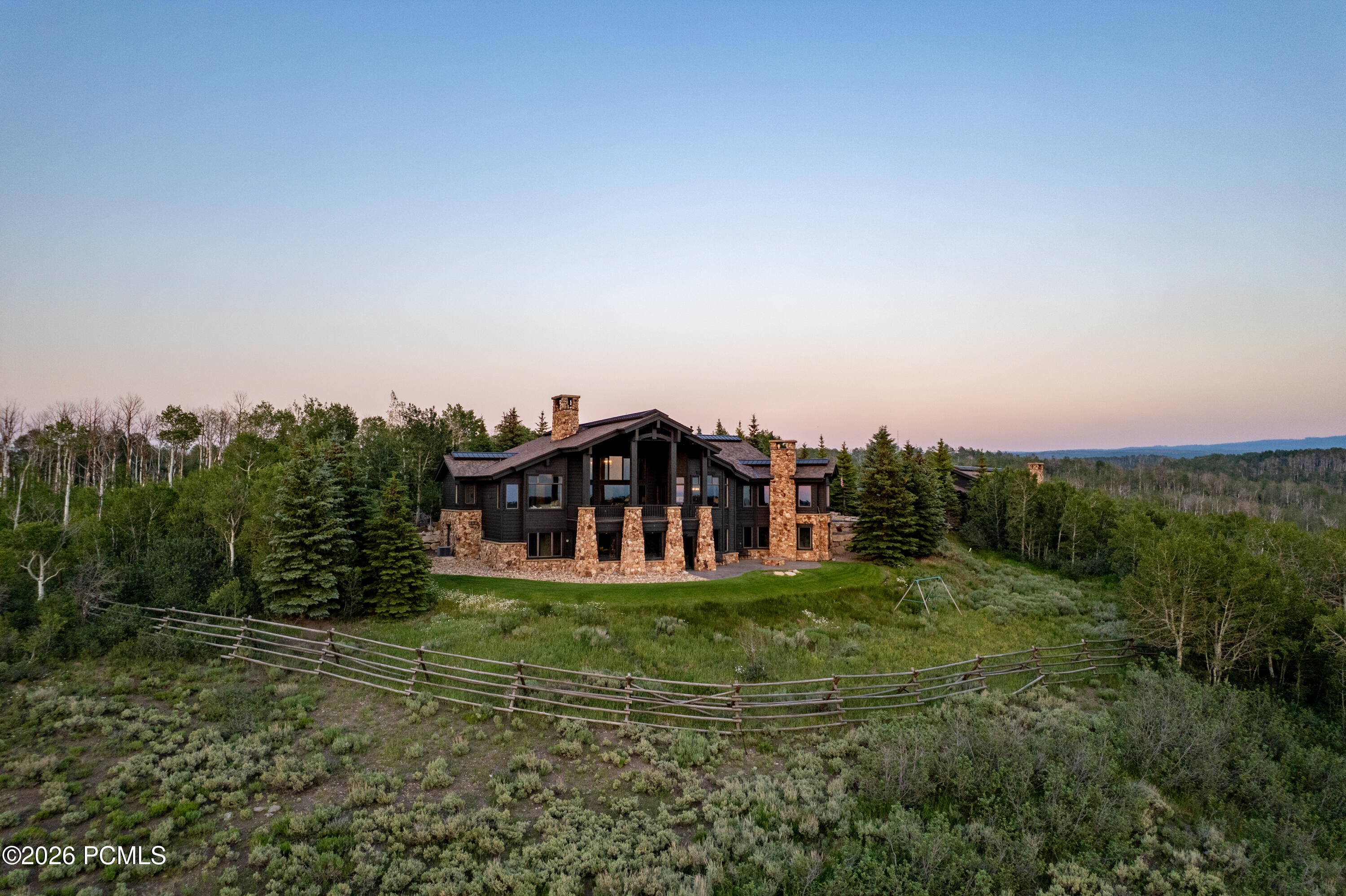 9156 E Forest Creek Road — photo