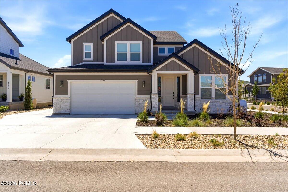 1352 Snowberry Circle — photo