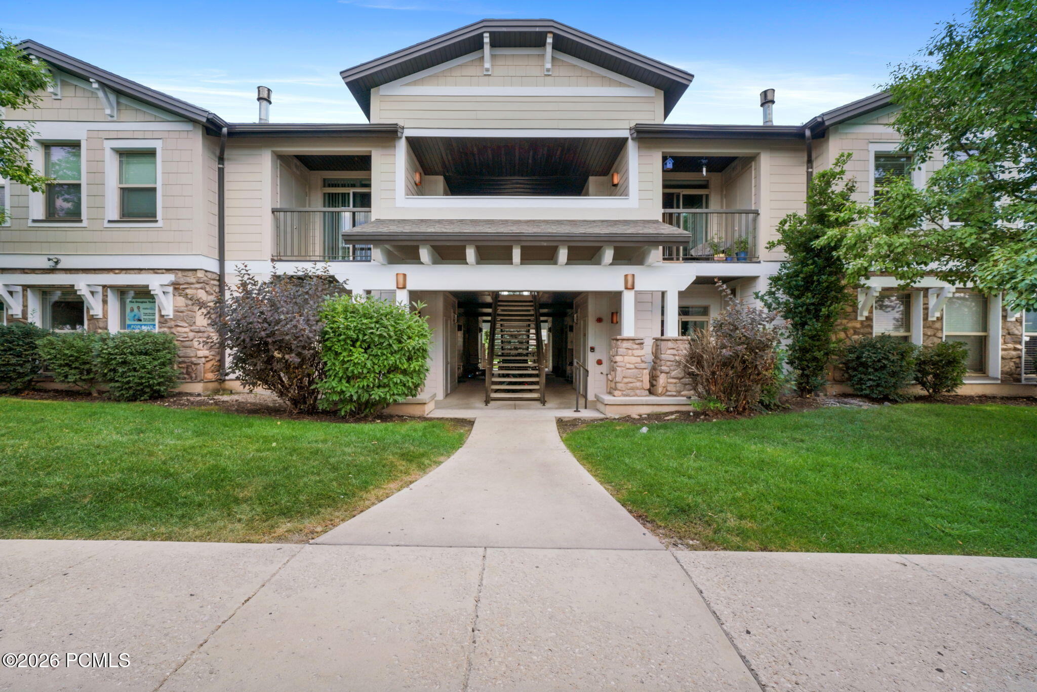 1031 S 500 East Apt J102 — photo