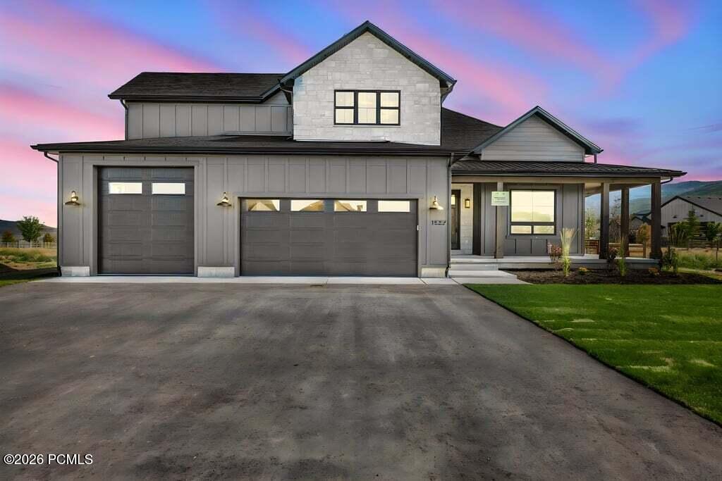 1327 Taylee Lane — photo