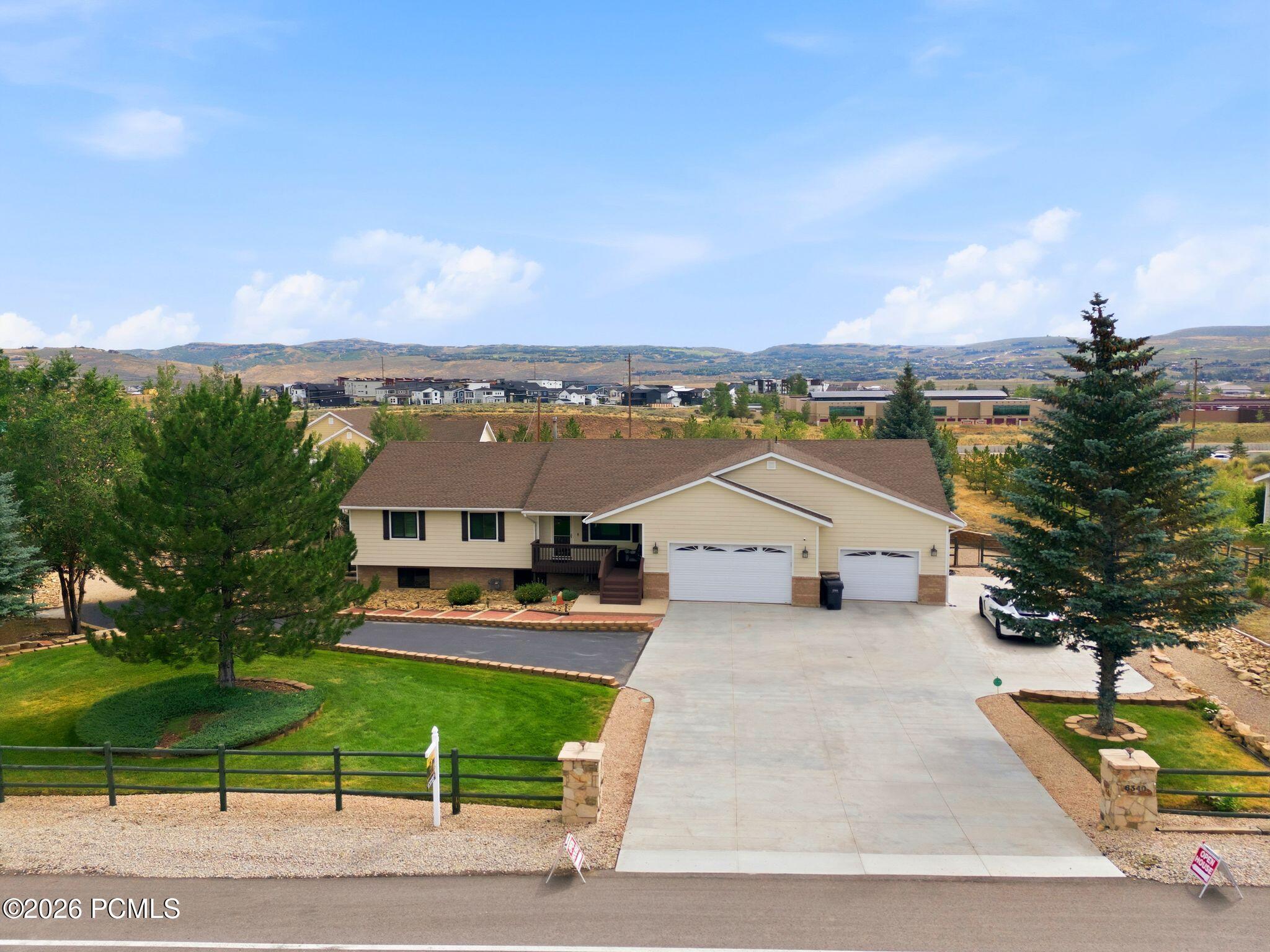 6340 Highland Drive — photo