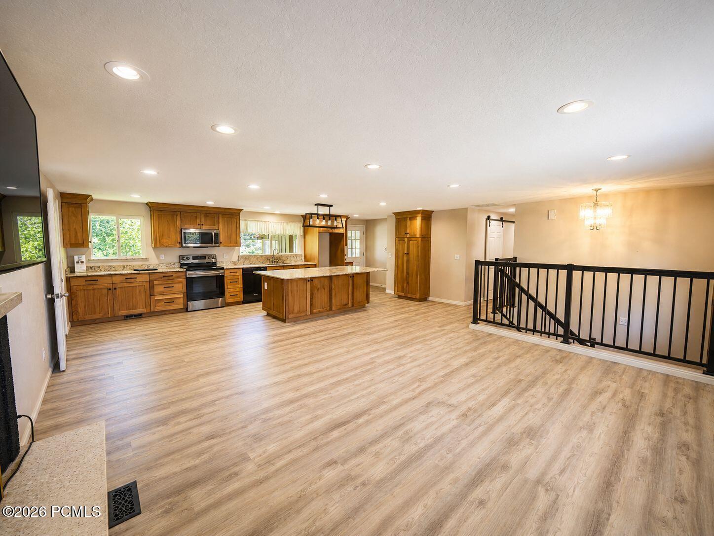 151 E 200, Kamas, UT 84036 — photo 3