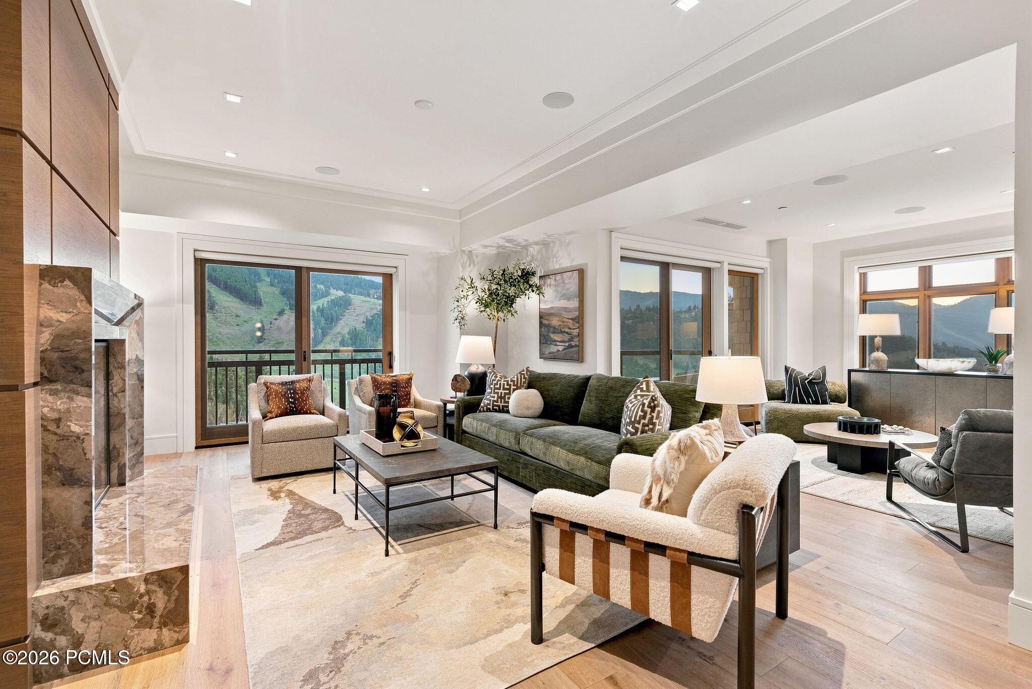 2300 S Deer Valley Drive 808 — photo