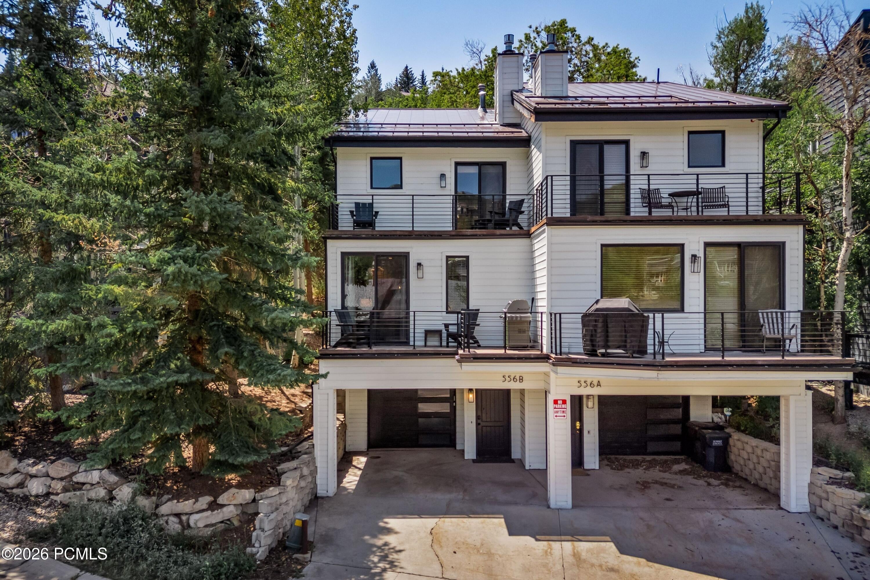 556 Deer Valley Loop Road B — photo