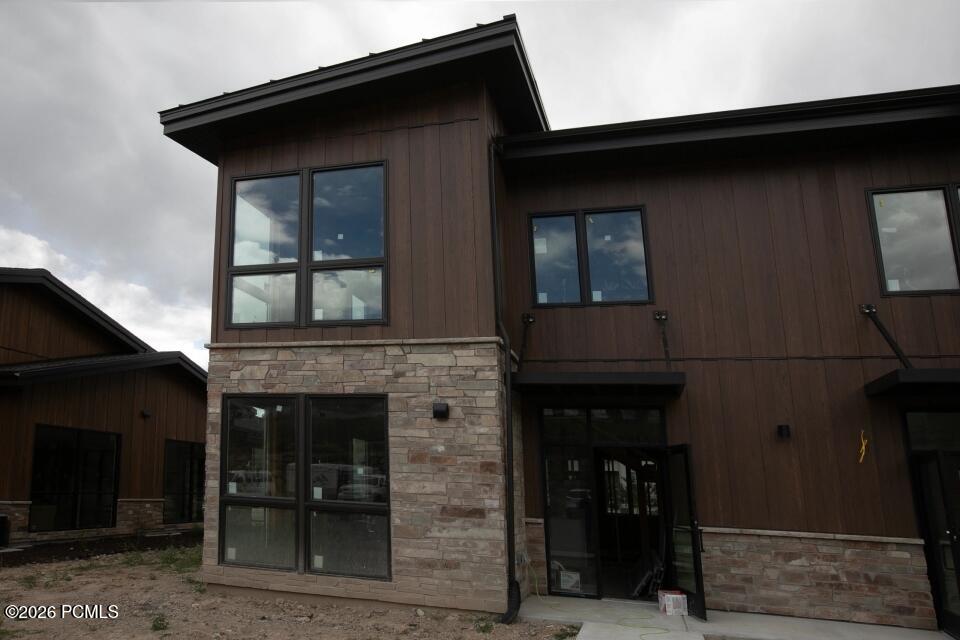 1048 W Wasatch Spring Road V4 — photo