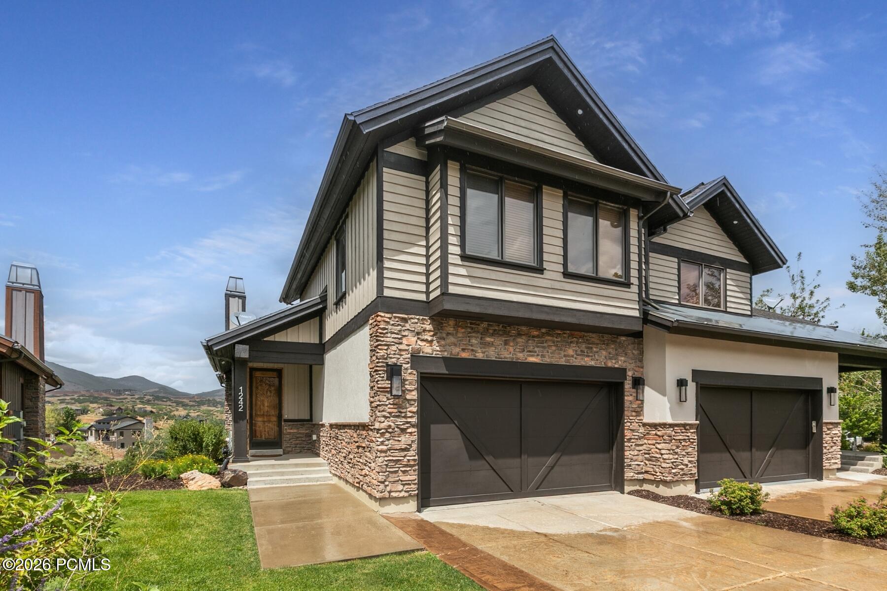 1242 W Stillwater Drive — photo