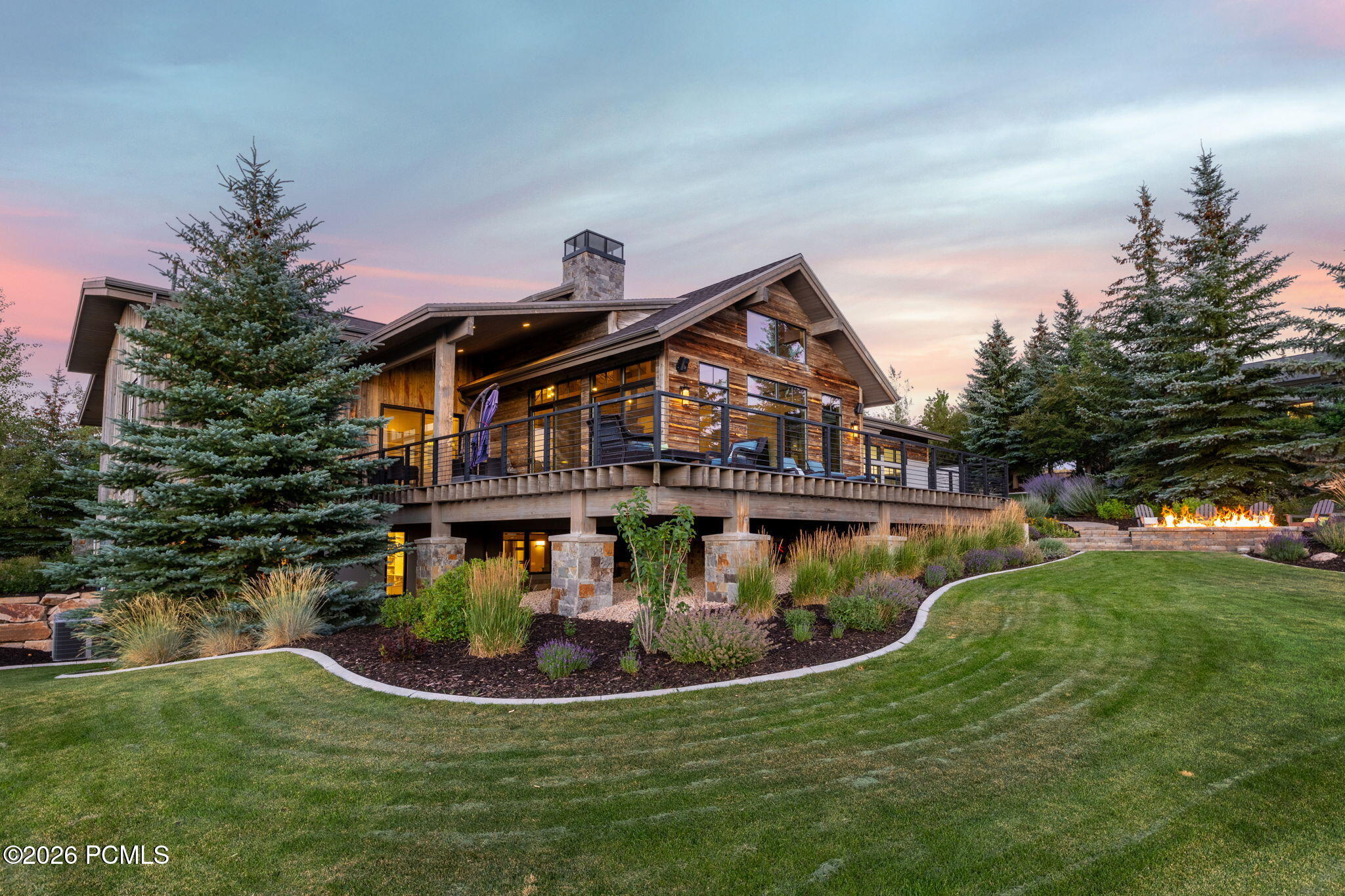 5925 Mountain Ranch Drive — photo