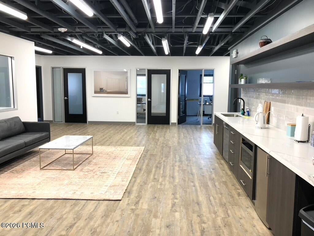 4376 N Forestdale Drive Unit 4 / Office 1 — photo