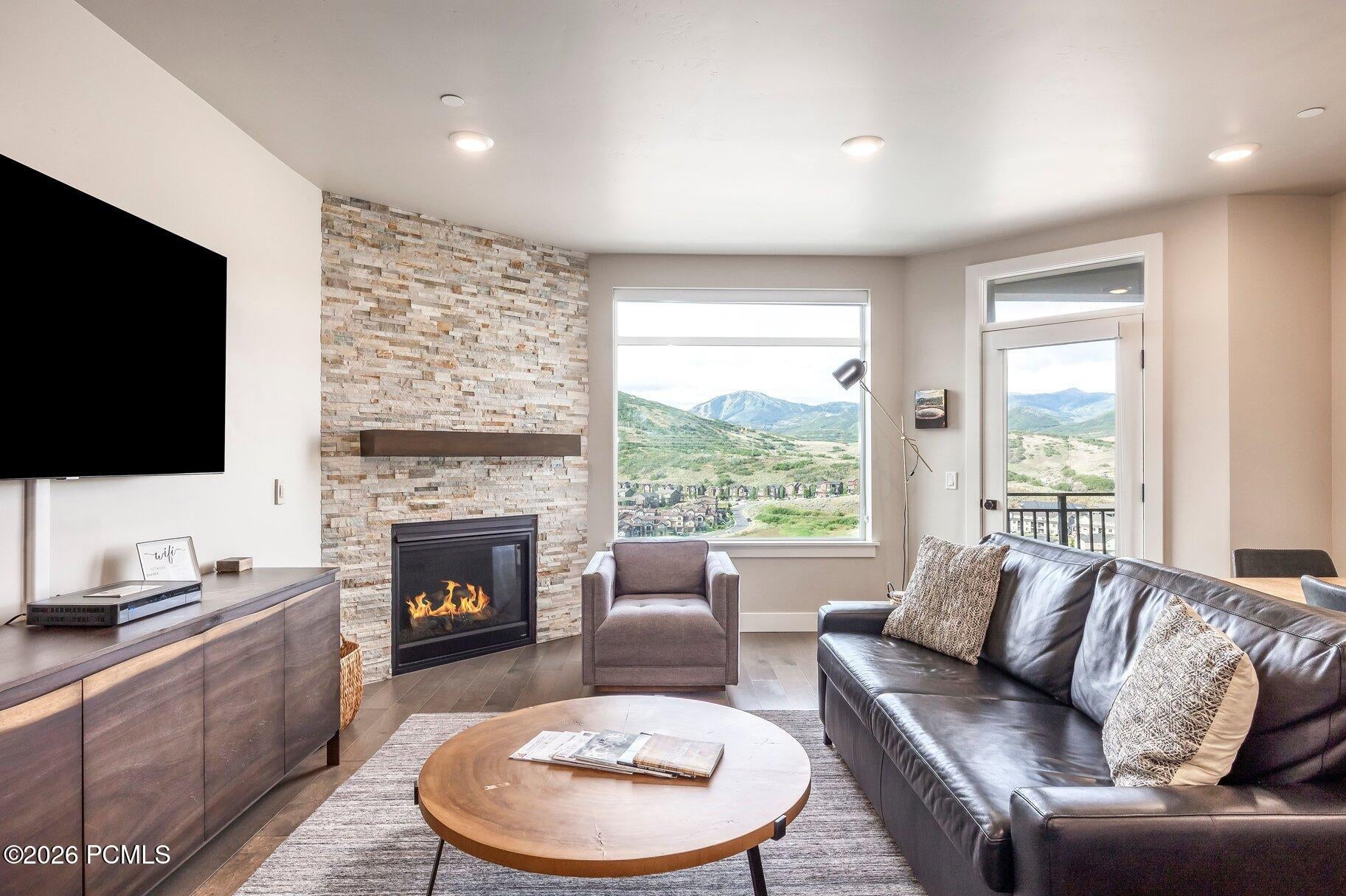 909 W Peace Tree Trail 509 — photo