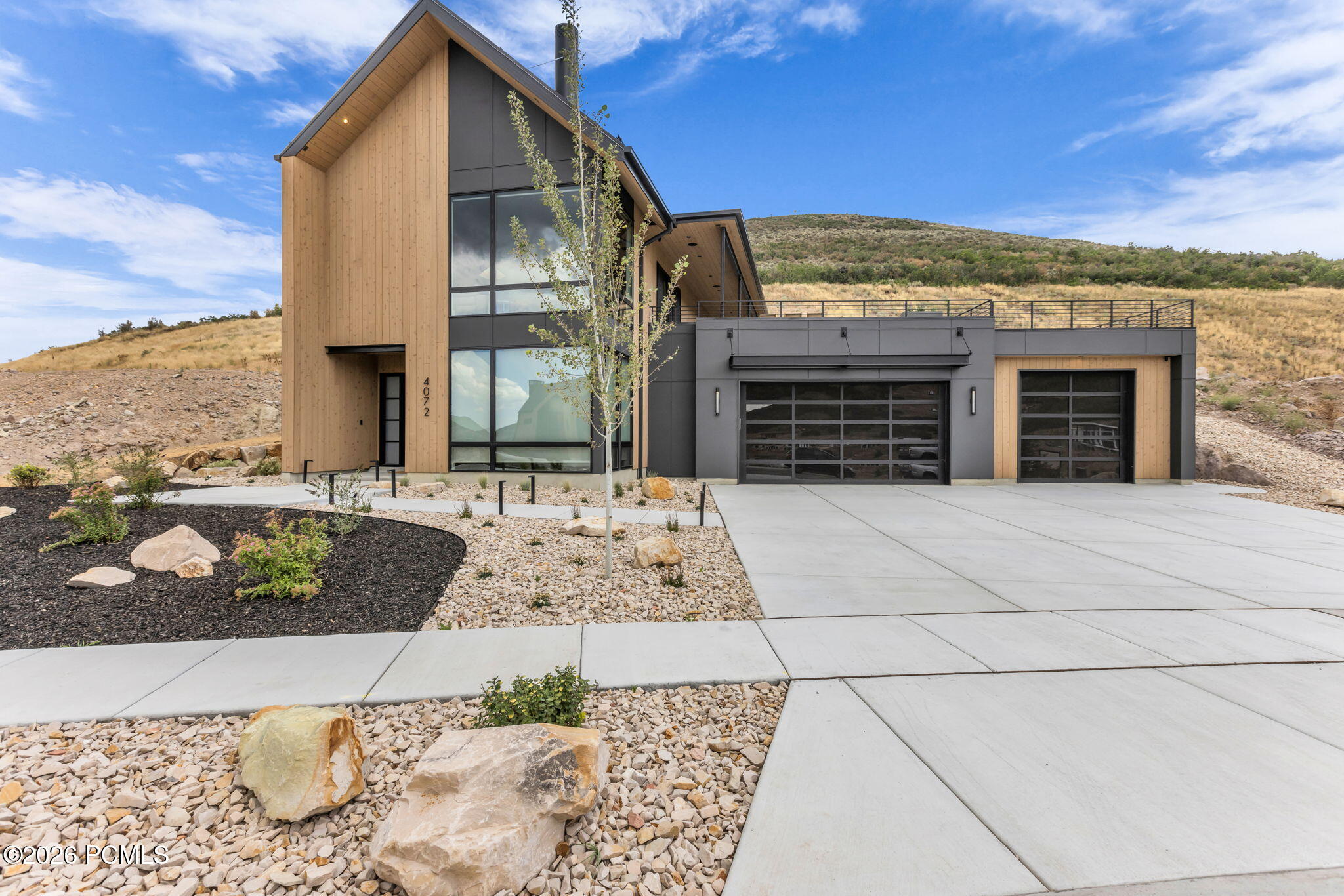 4072 E Harris Way — photo