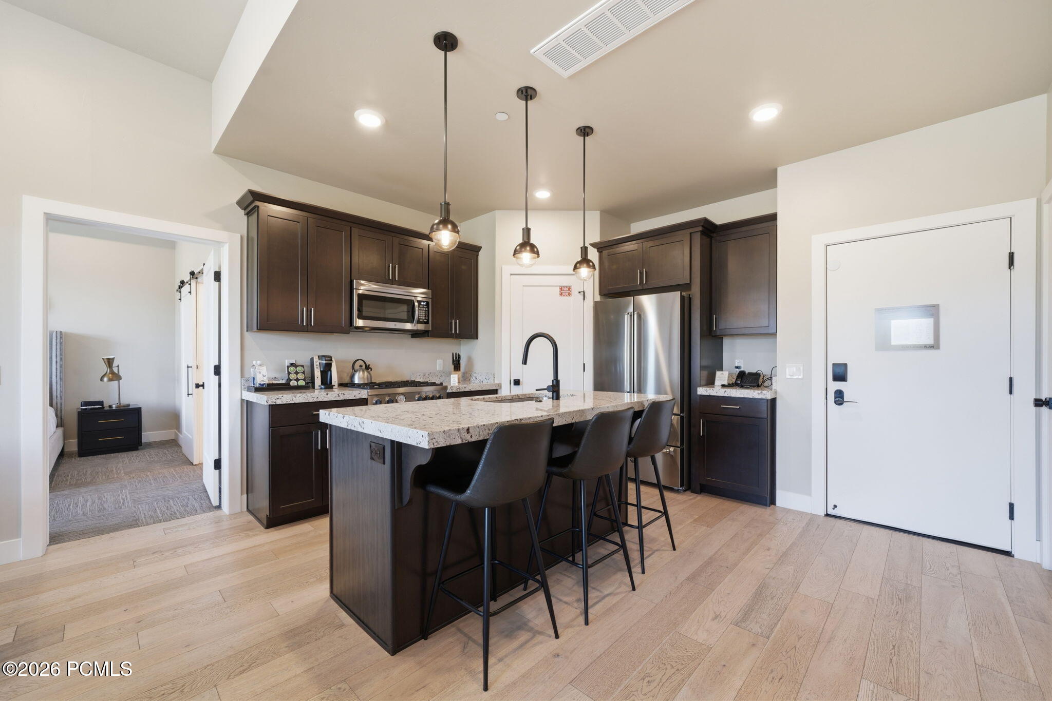909 W Peace Tree Trail 409 — photo