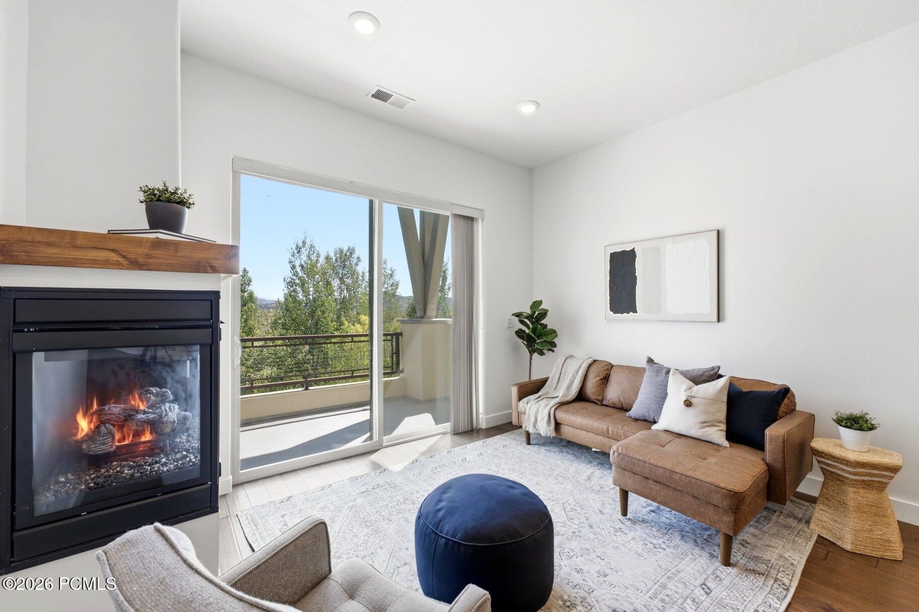 6169 Park Lane Unit 48 — photo