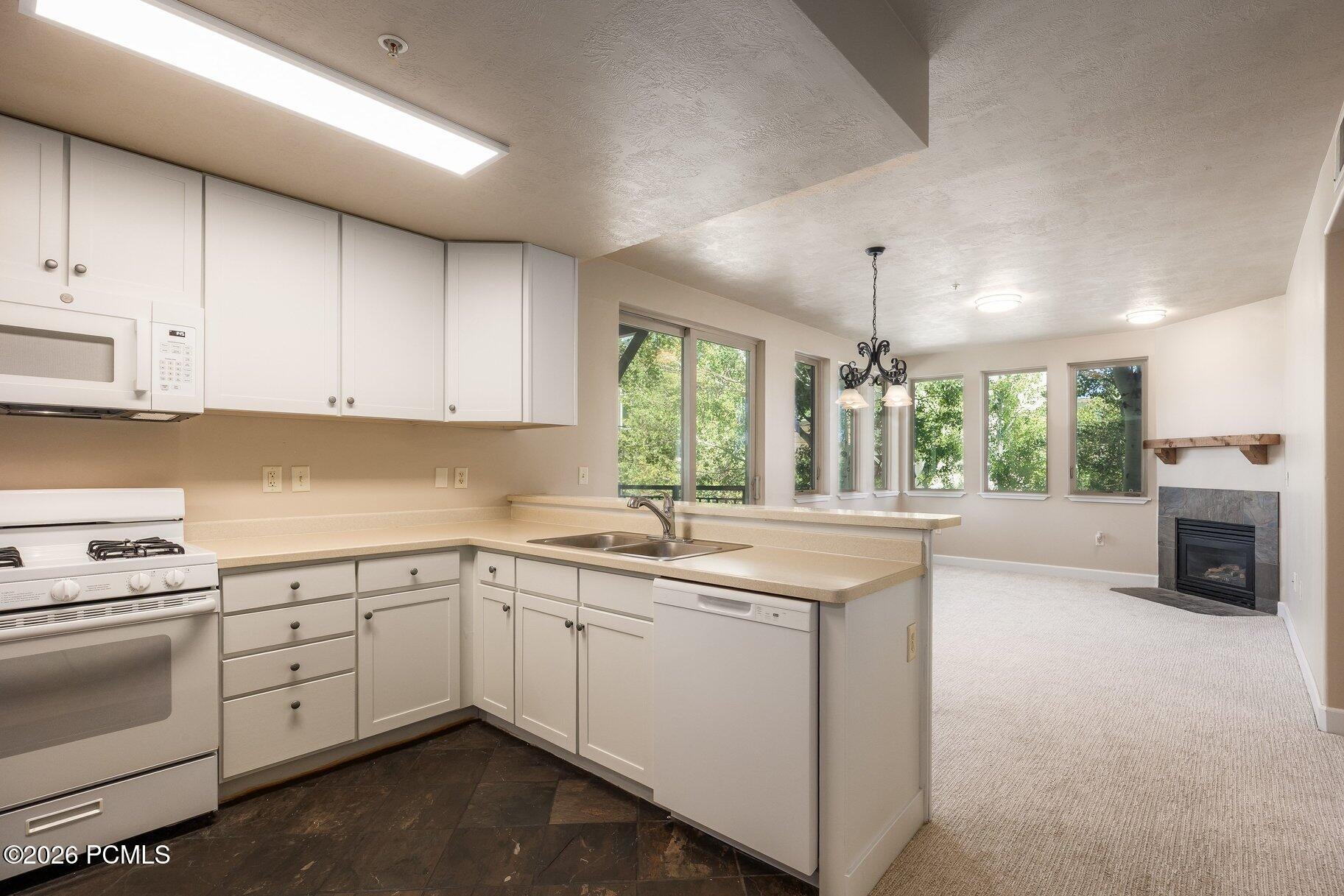 6605 Overland Drive Apt 208 — photo