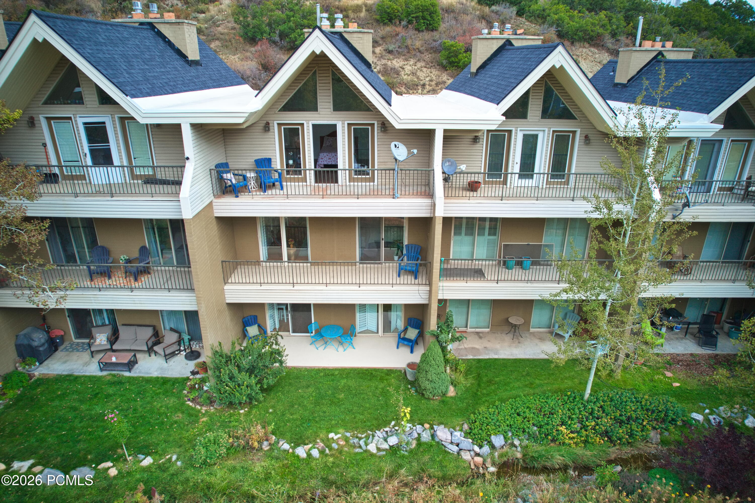435 Aspen Drive 6 — photo