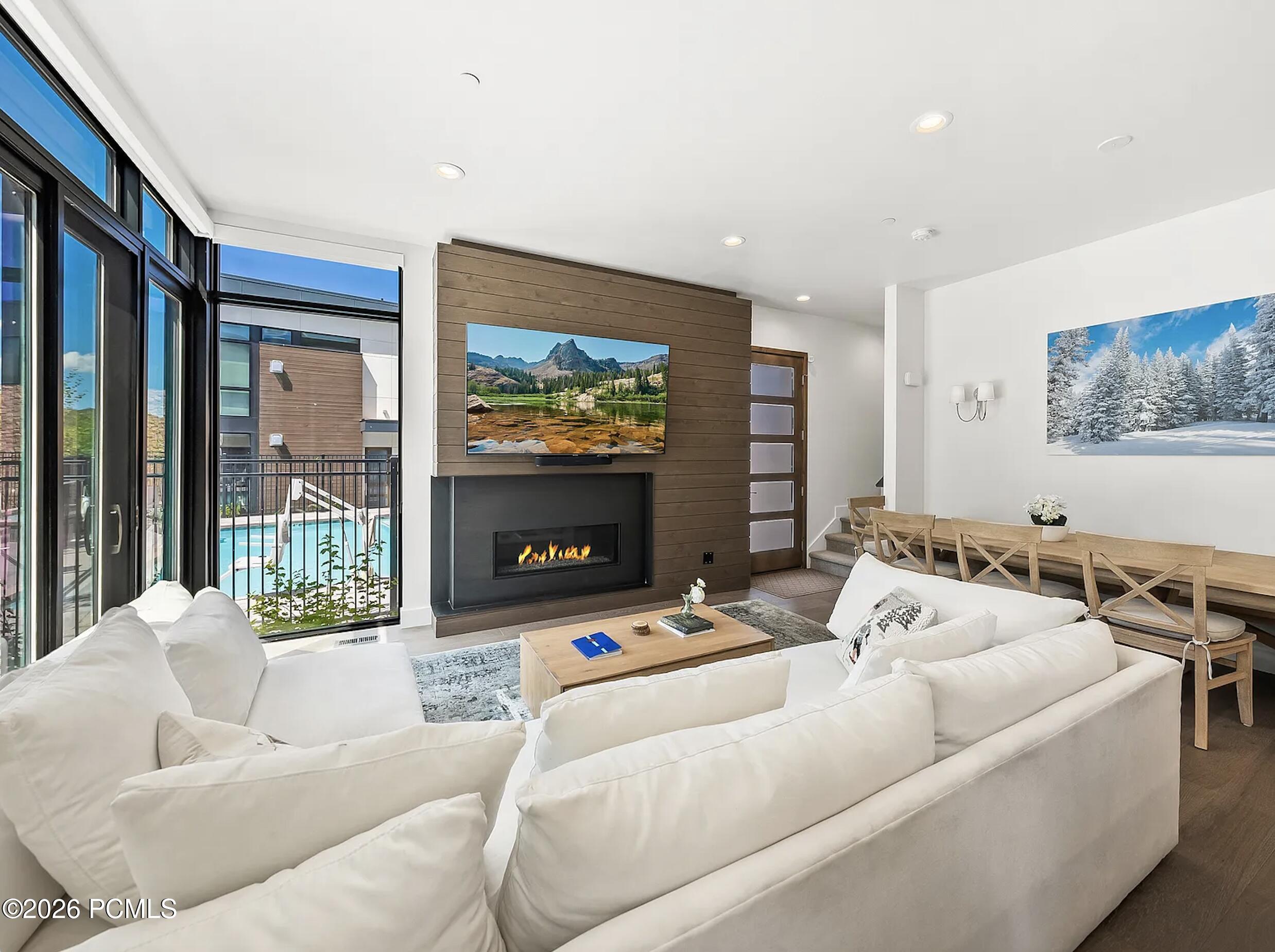 4134 Cooper Lane Unit 22 — photo