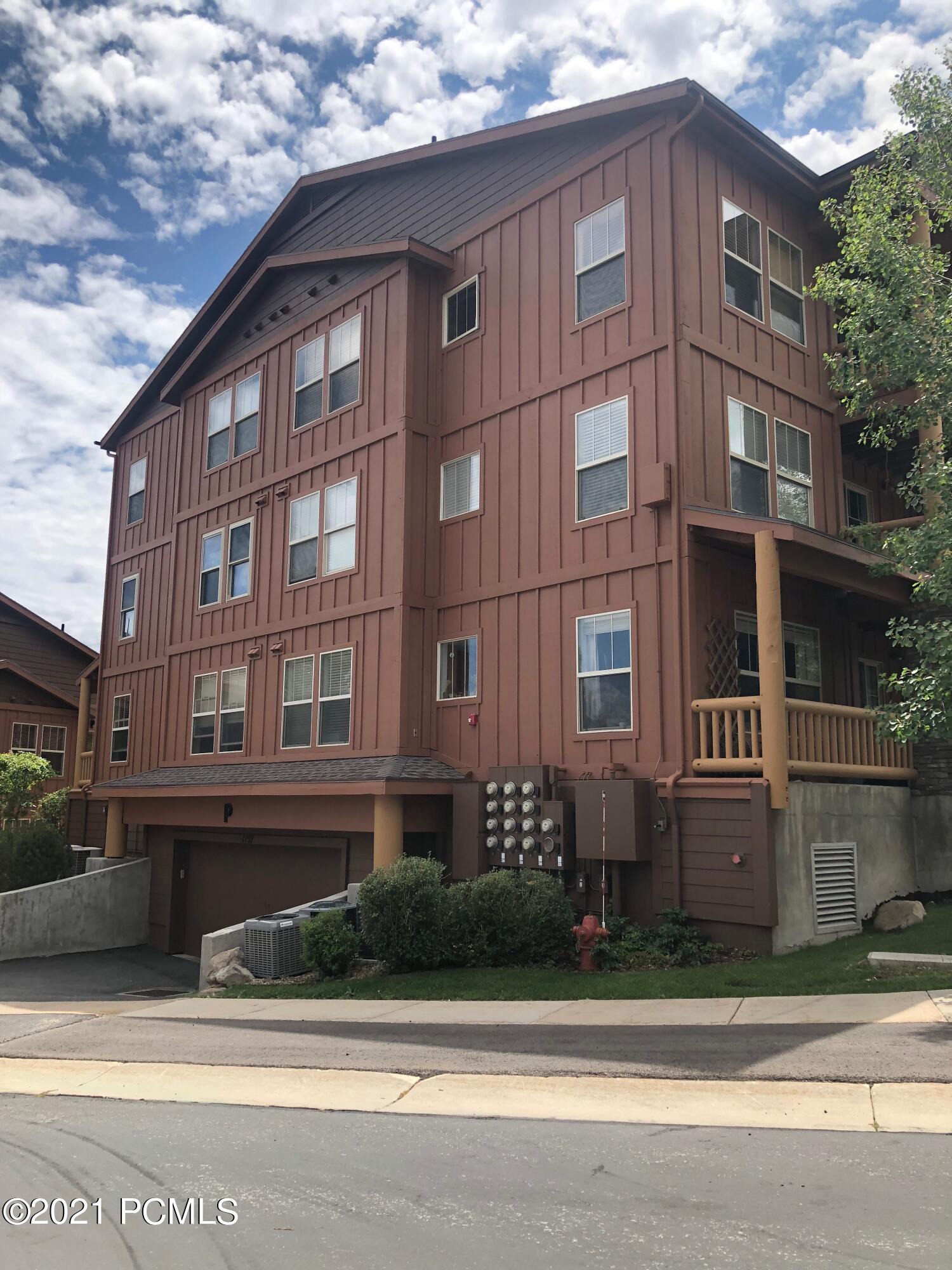 1797 Fox Bay Drive Unit P303 — photo