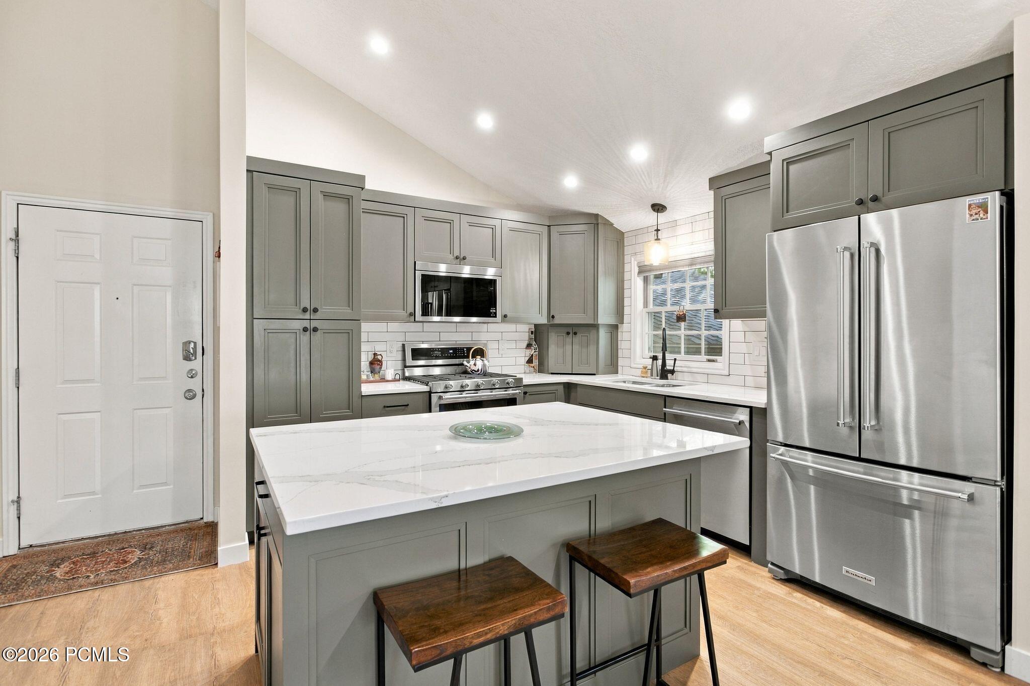 954 Schneitter Circle Unit 6 — photo