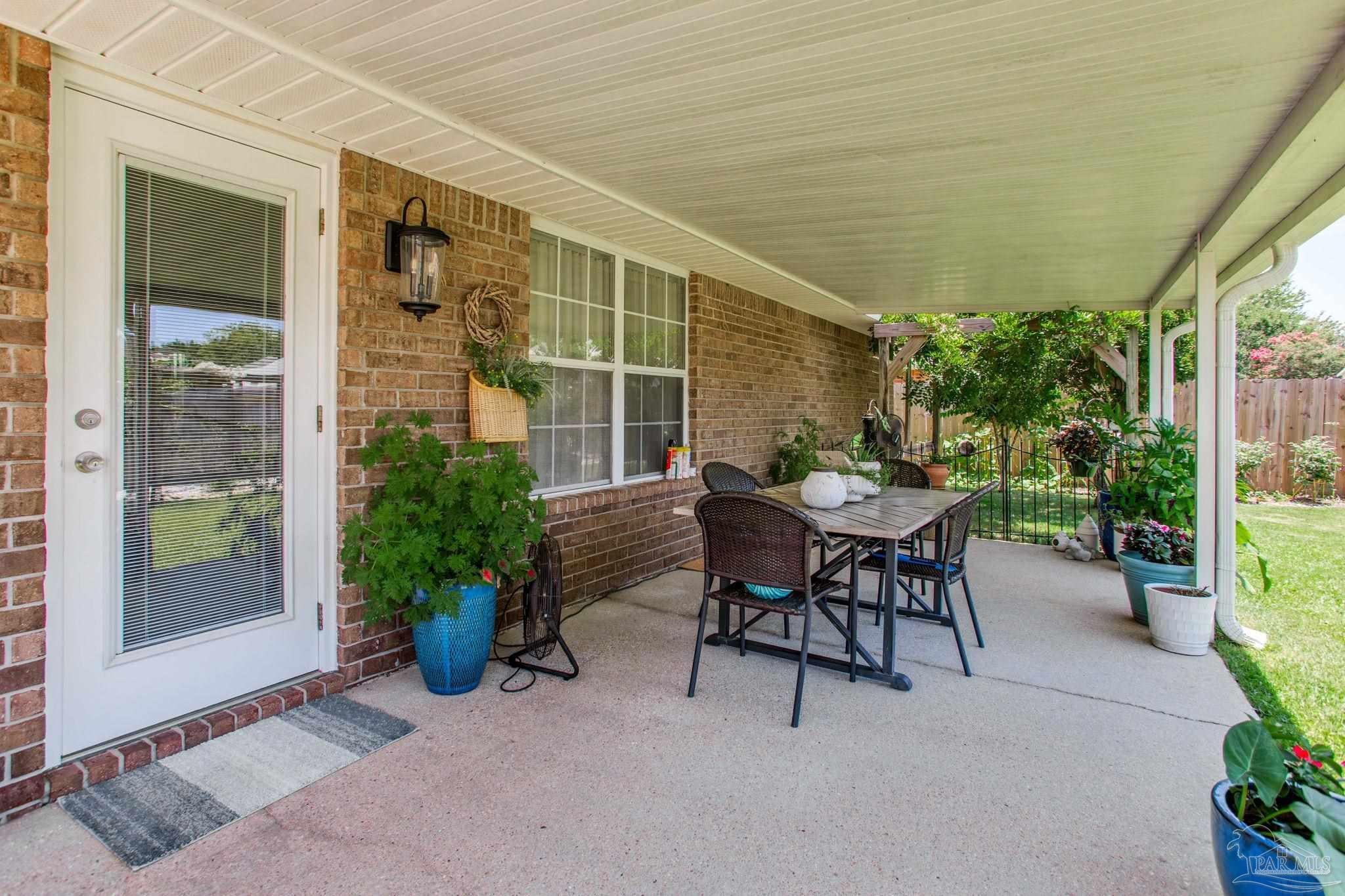 9141 Daytona Dr — photo