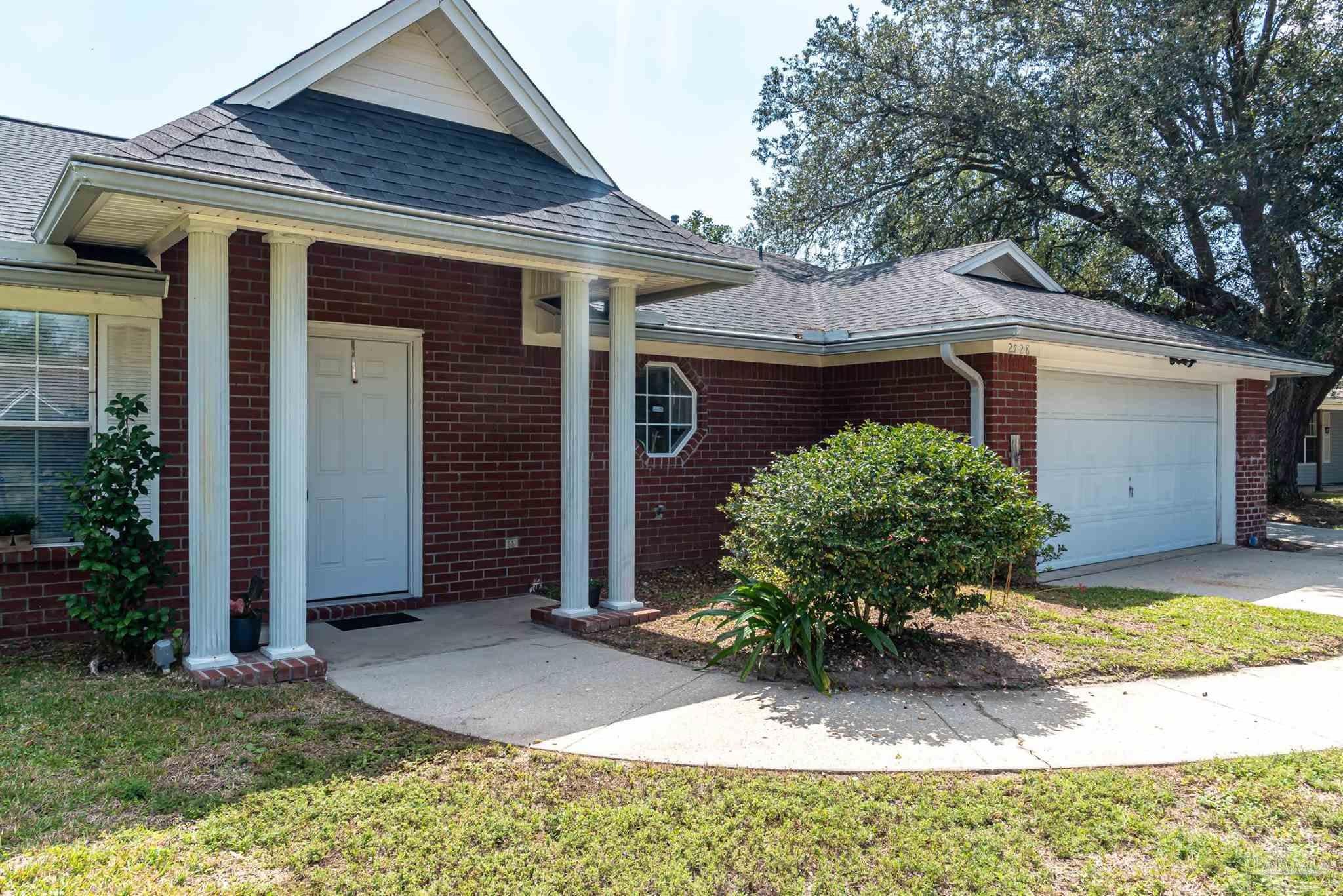2528 Tarkiln Oak Cir — photo