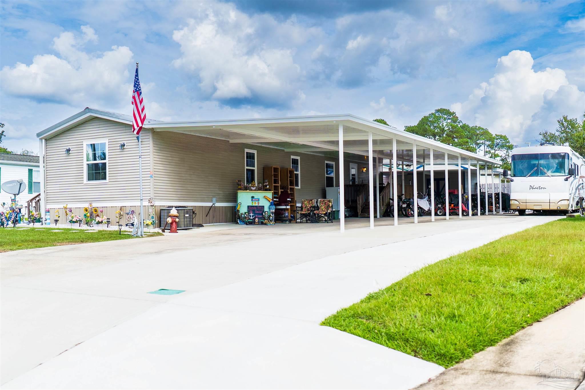 1948 Ridgewood Dr — photo