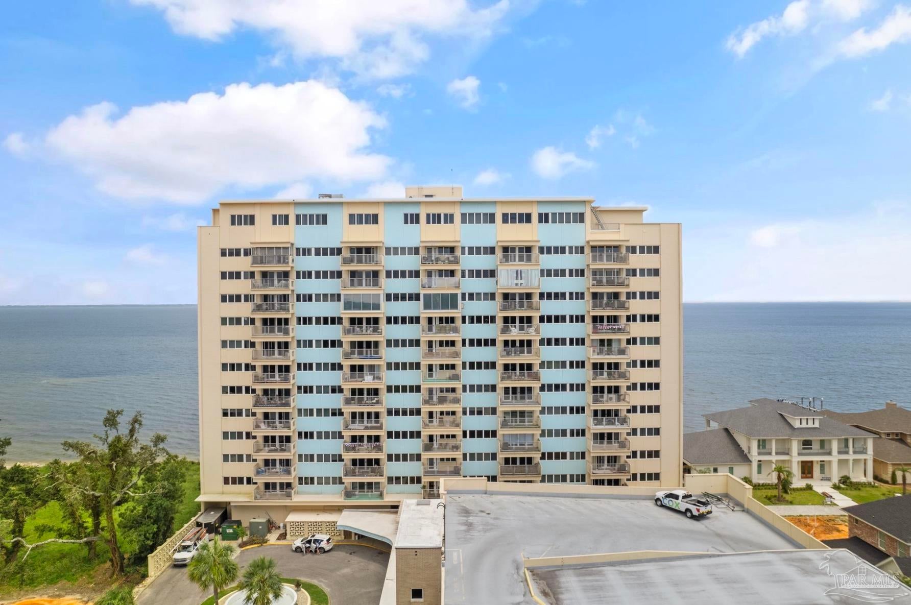 825 Bayshore Dr 700 — photo