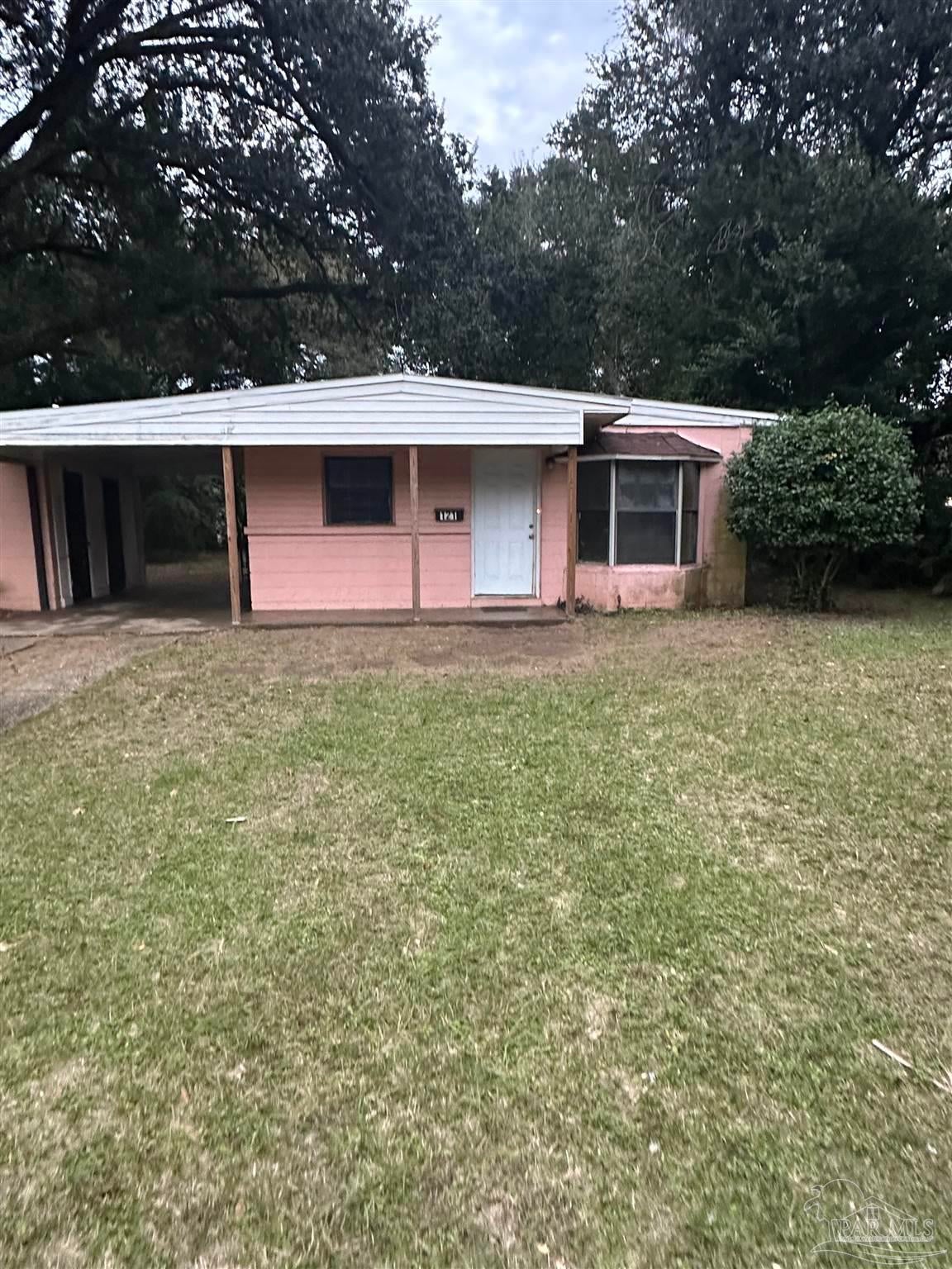 121 W Garfield Dr — photo