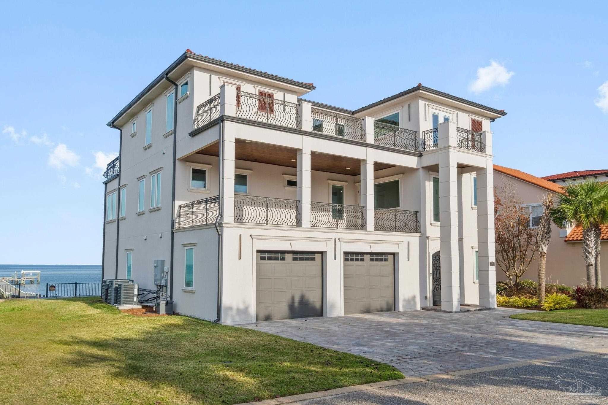 24 Baybridge Dr — photo