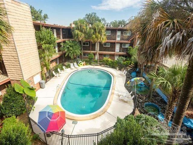 300 Bayou Blvd #106 — photo