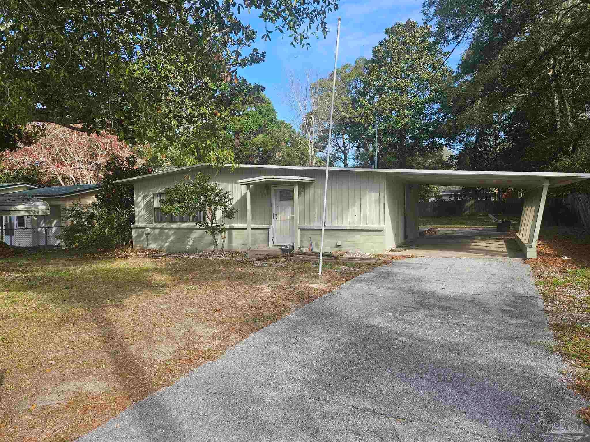 360 Okaloosa Ave — photo