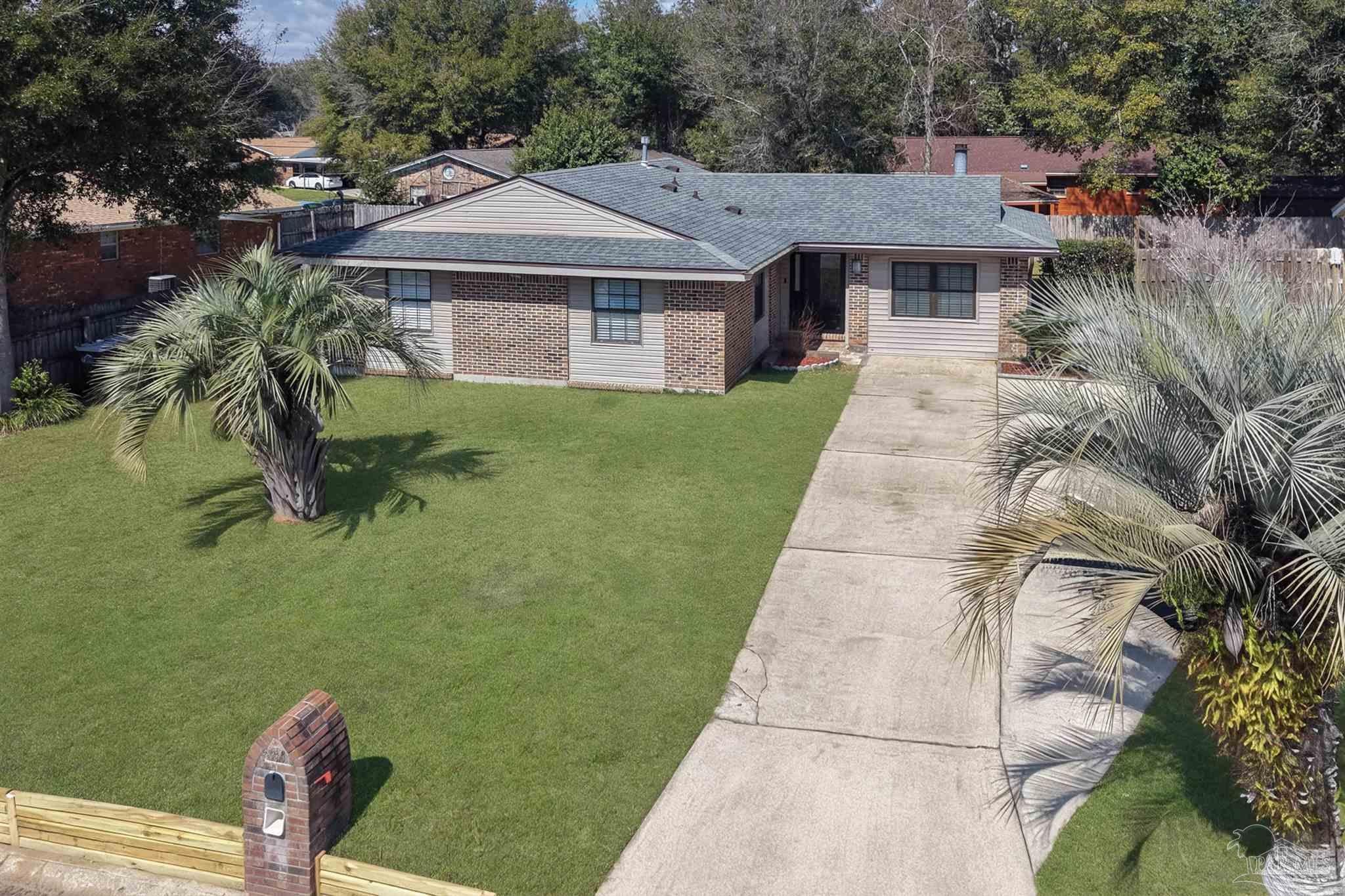 844 Le Blanc Way — photo
