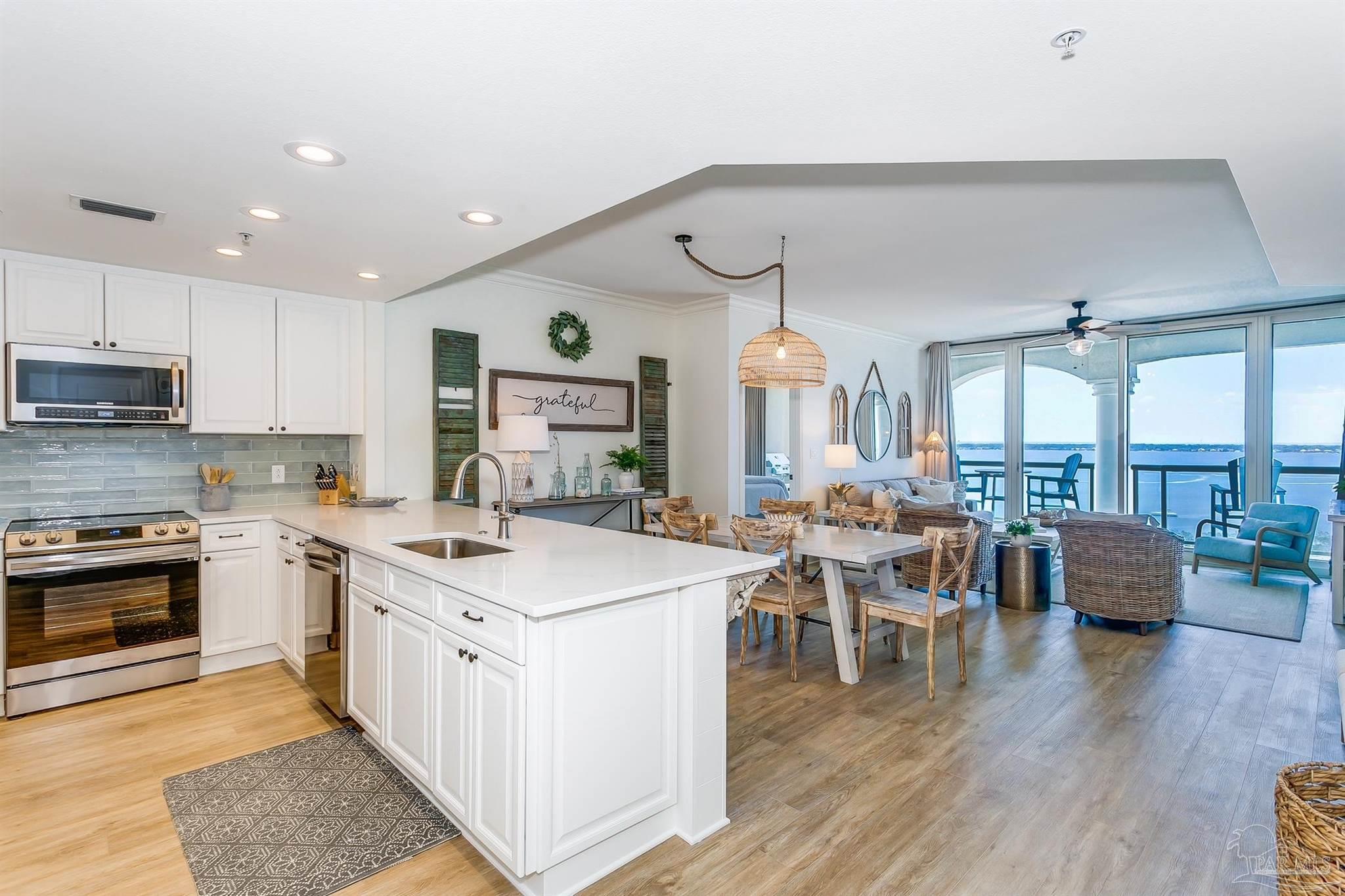 3 Portofino Dr 1406 — photo