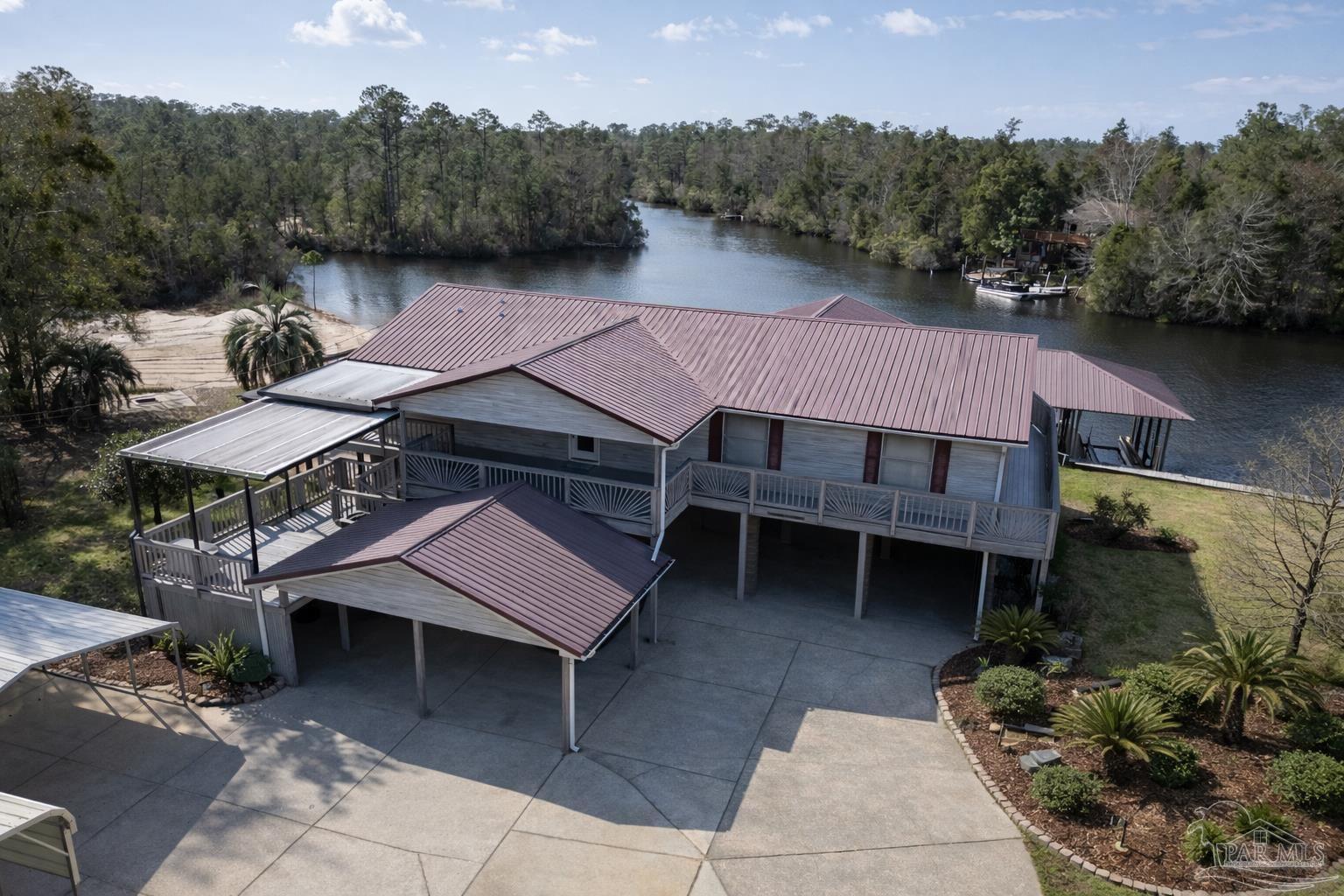 7608 River Rd — photo
