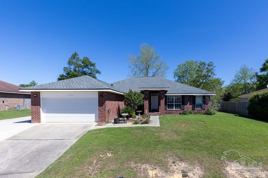 1566 Twin Pines Cir — photo