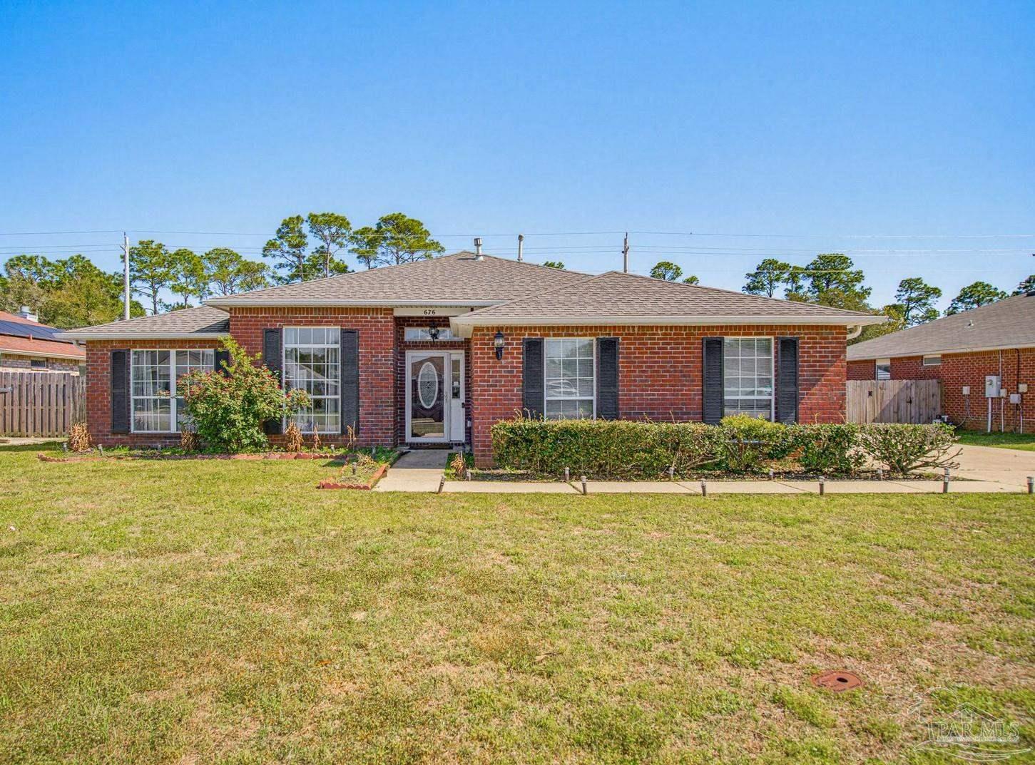 676 Buoy Dr — photo