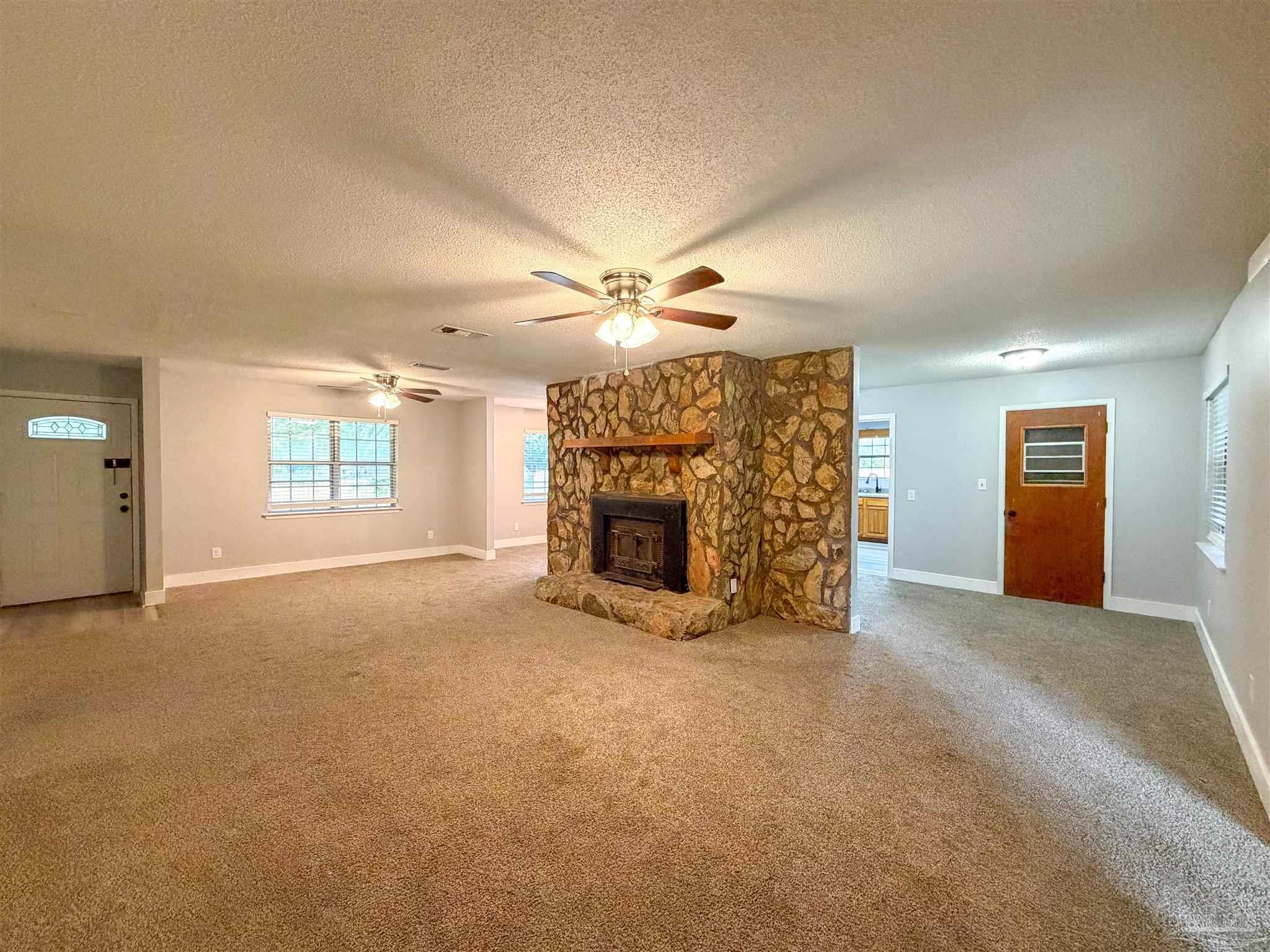9682 Guidy Ln — photo
