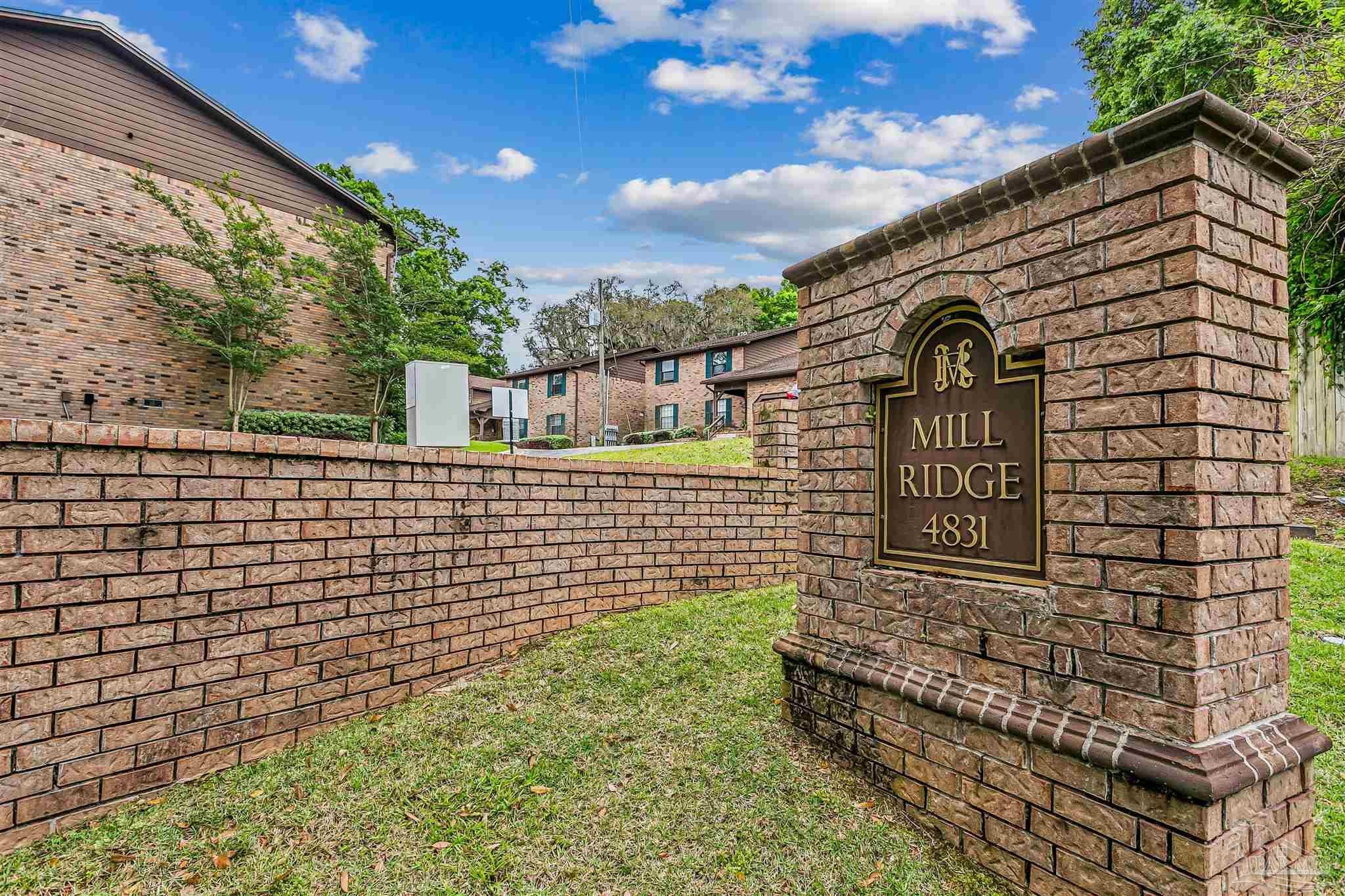 4831 E Olive Rd 2D — photo