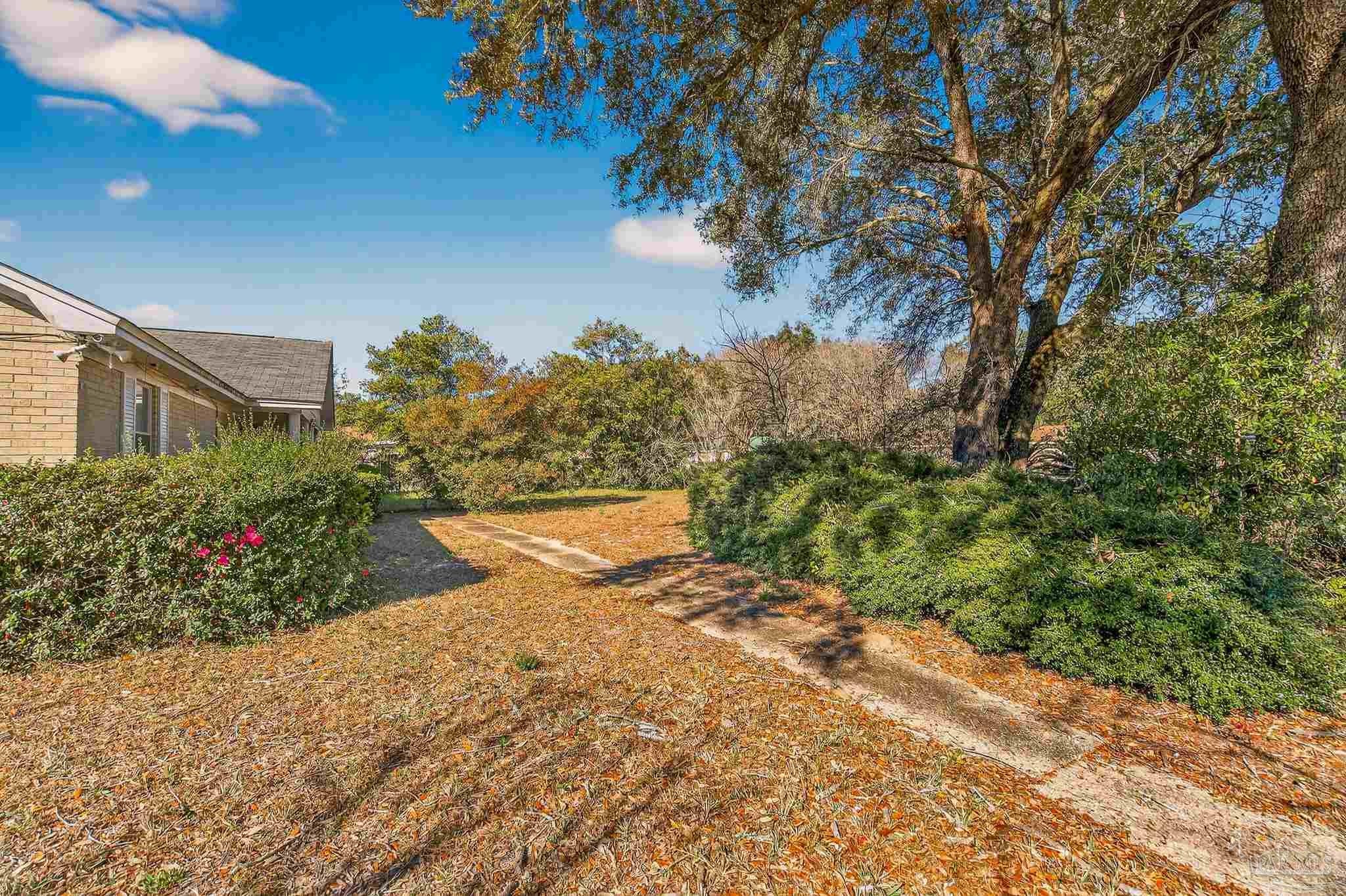 2933 Breckenridge Dr — photo