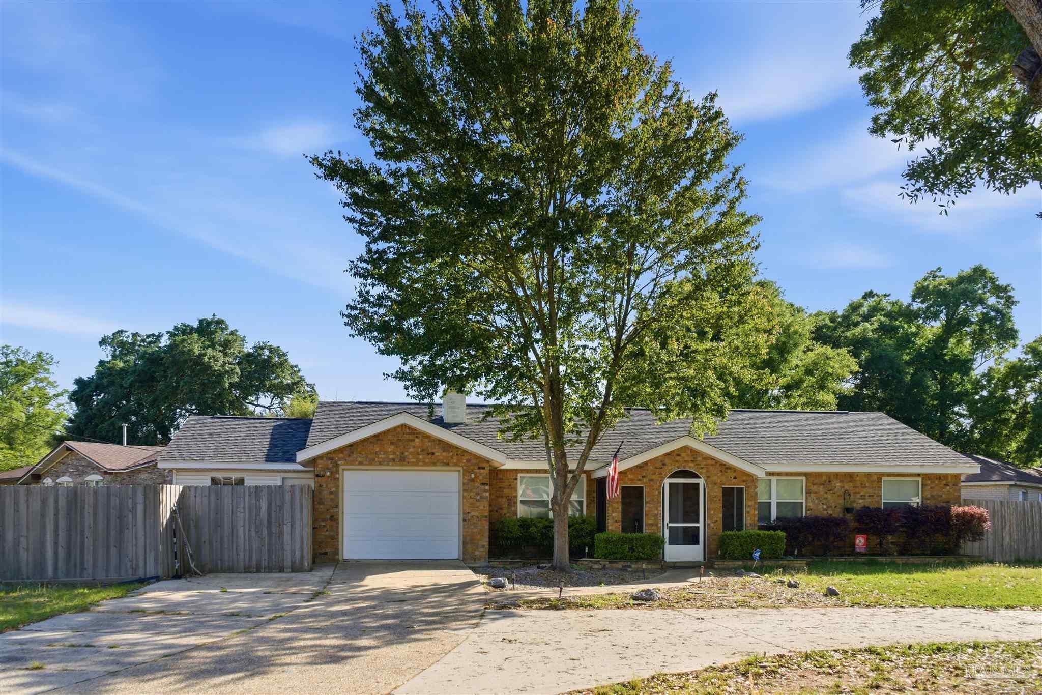 8395 Lofton Dr — photo