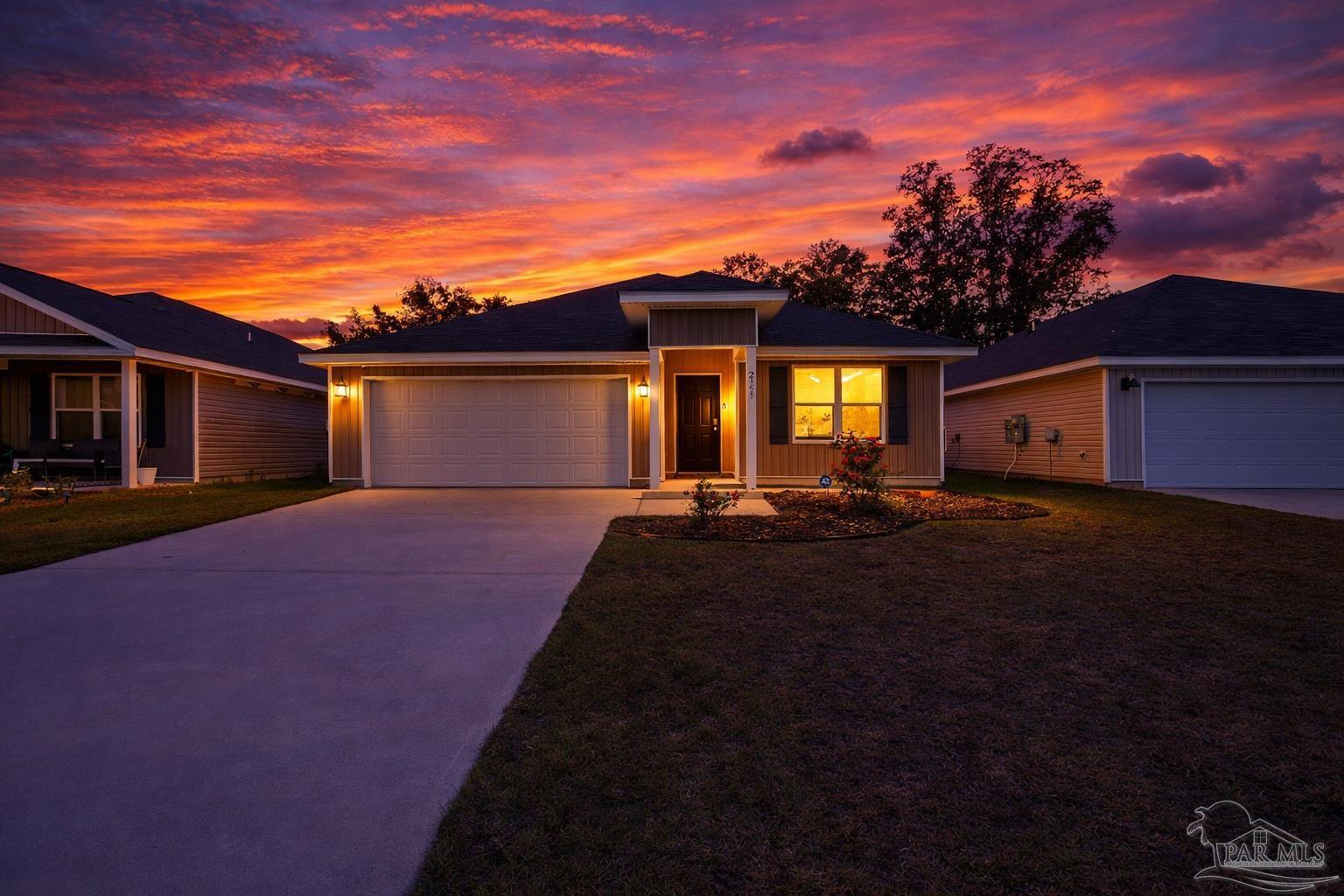 2351 Kirkwood Dr — photo