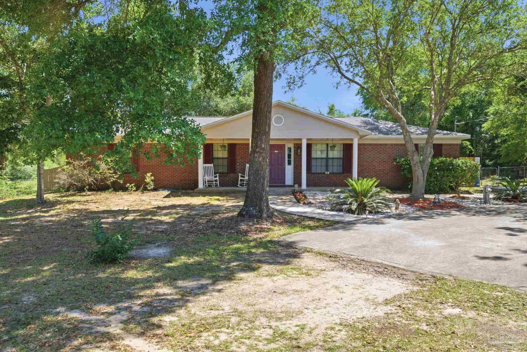 5121 Keyser Mill Road, Baker, FL 32531