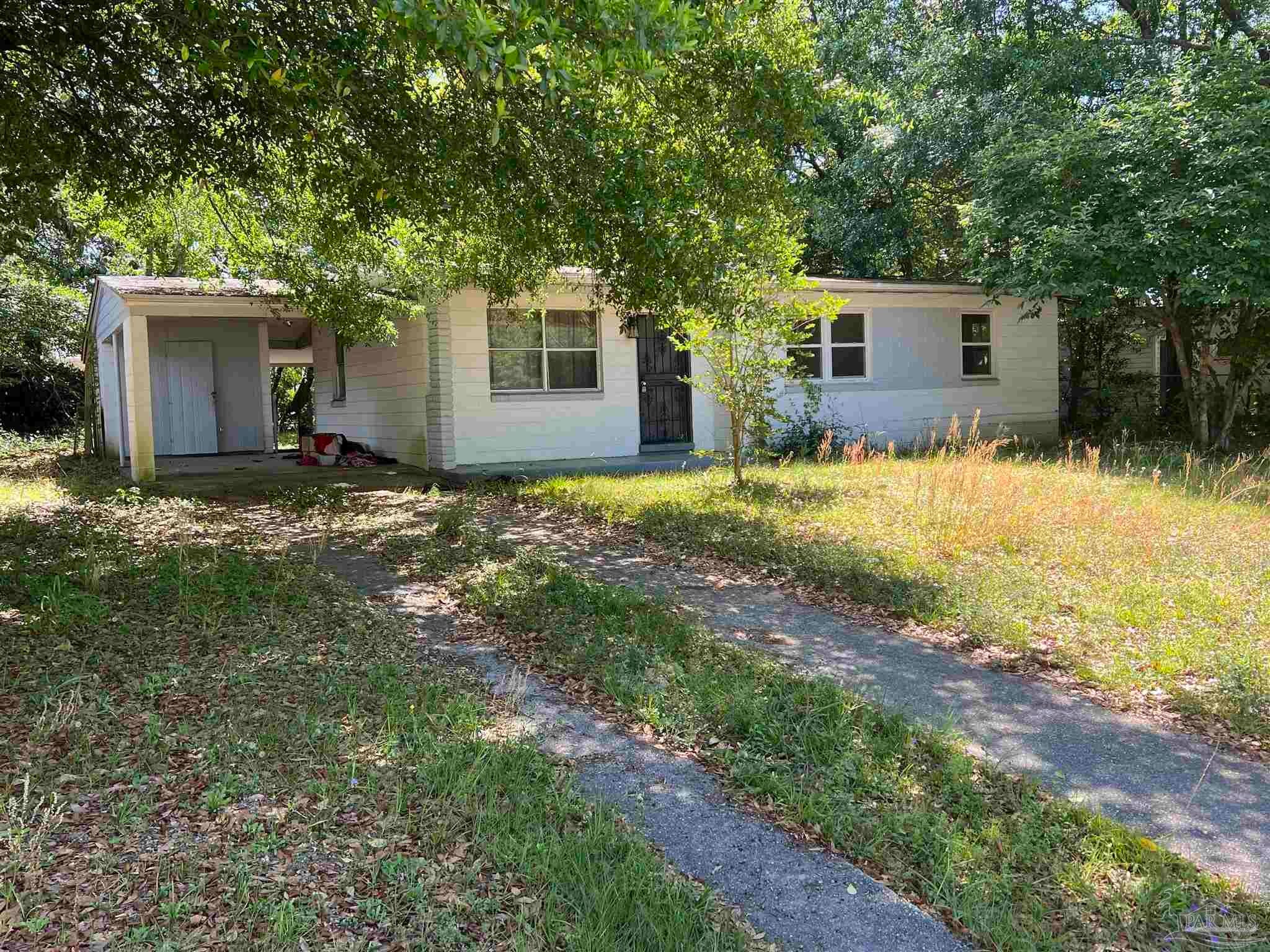 10 Pleasant Ave — photo