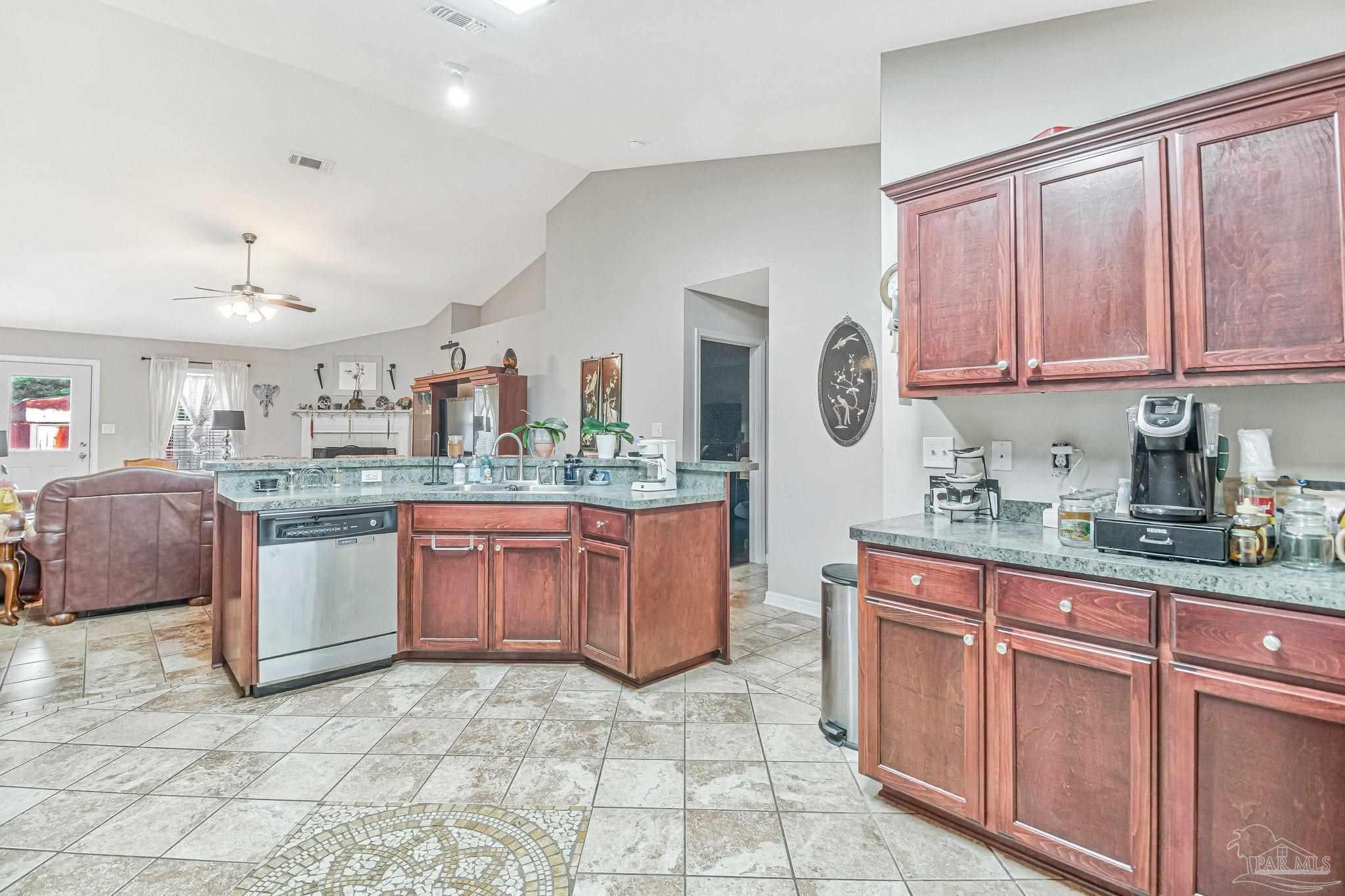 8786 Prowler Ct — photo