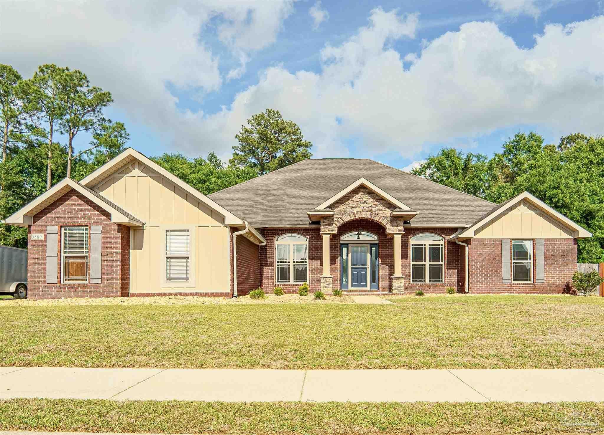 5580 Madelines Way — photo