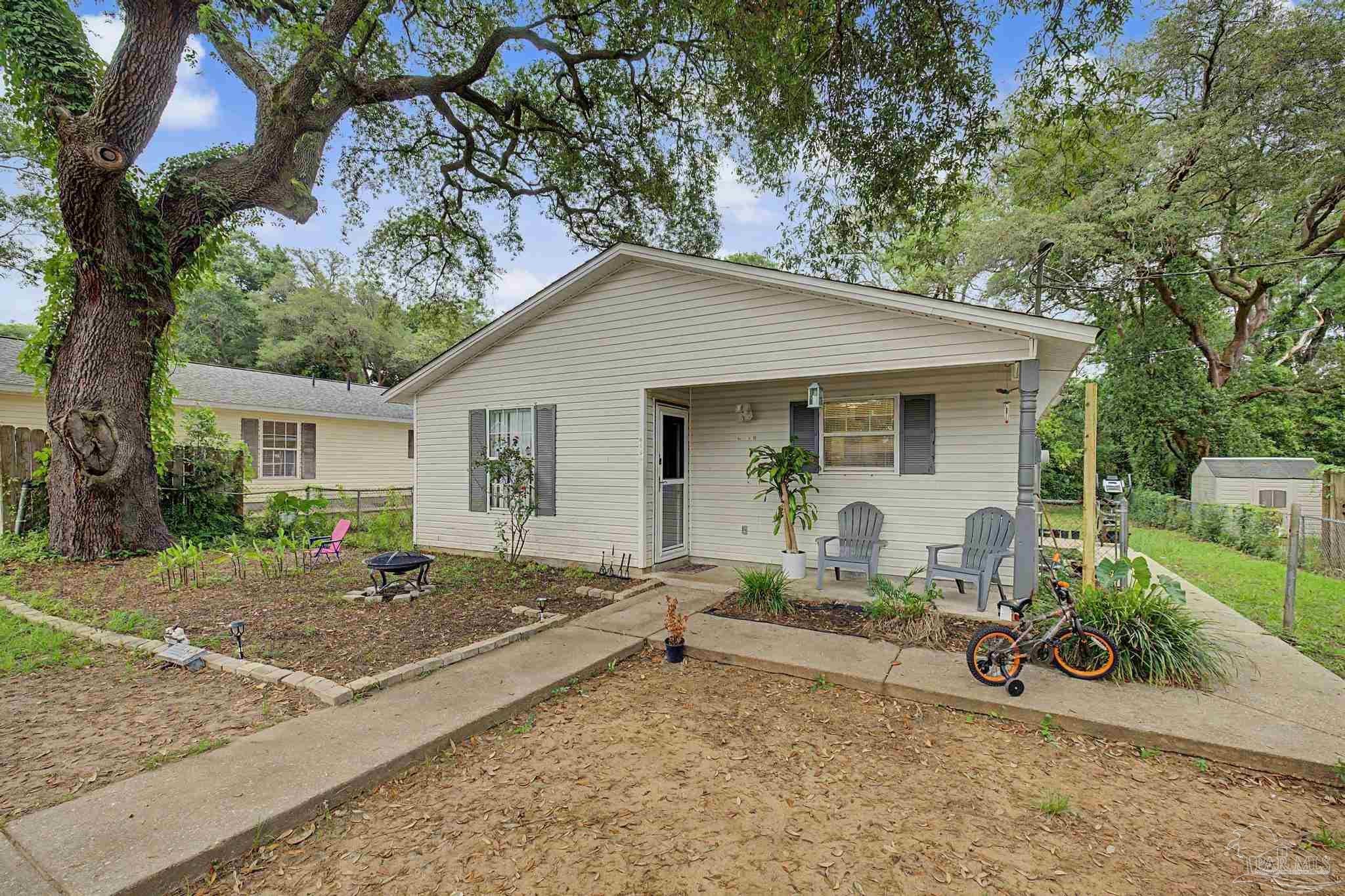 6150 Denver Ave — photo