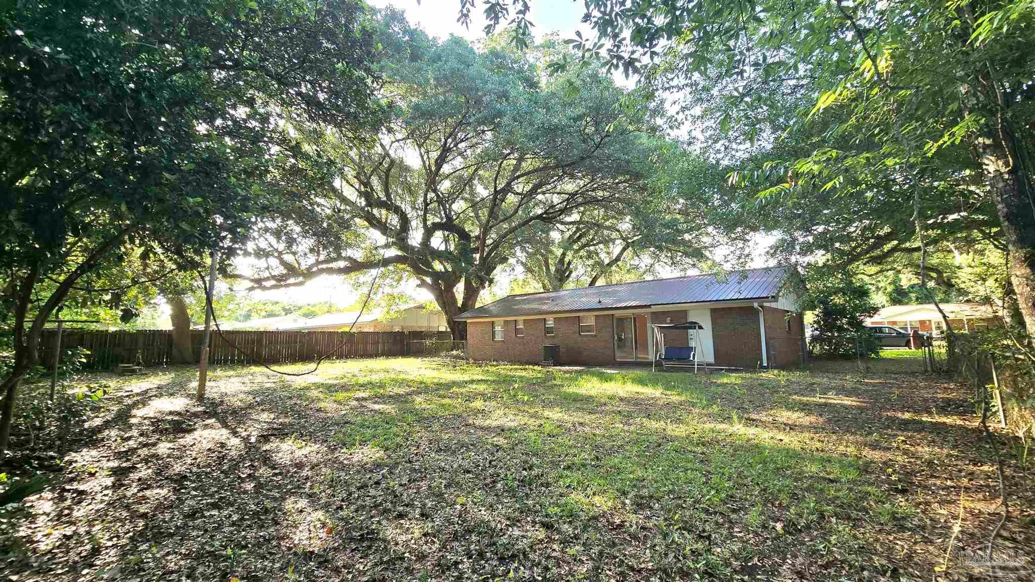 5079 Pennington Ln — photo