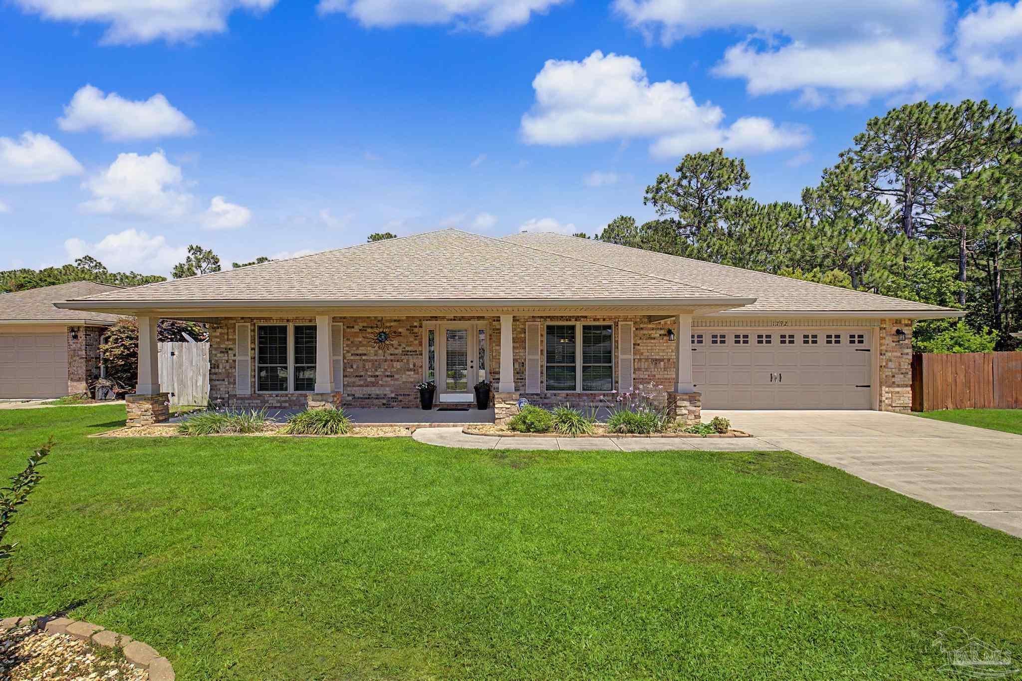 1792 Twin Pine Blvd — photo