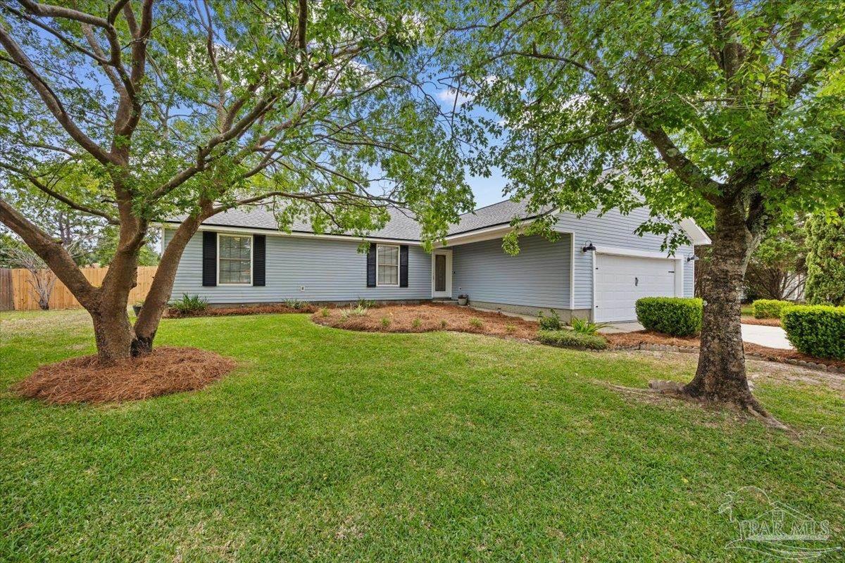 1938 N Iris Ln — photo
