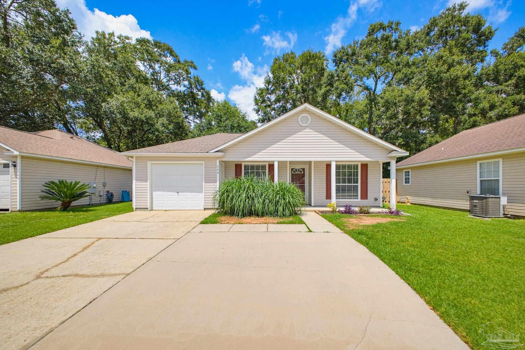 640 Calderwood Ct — photo